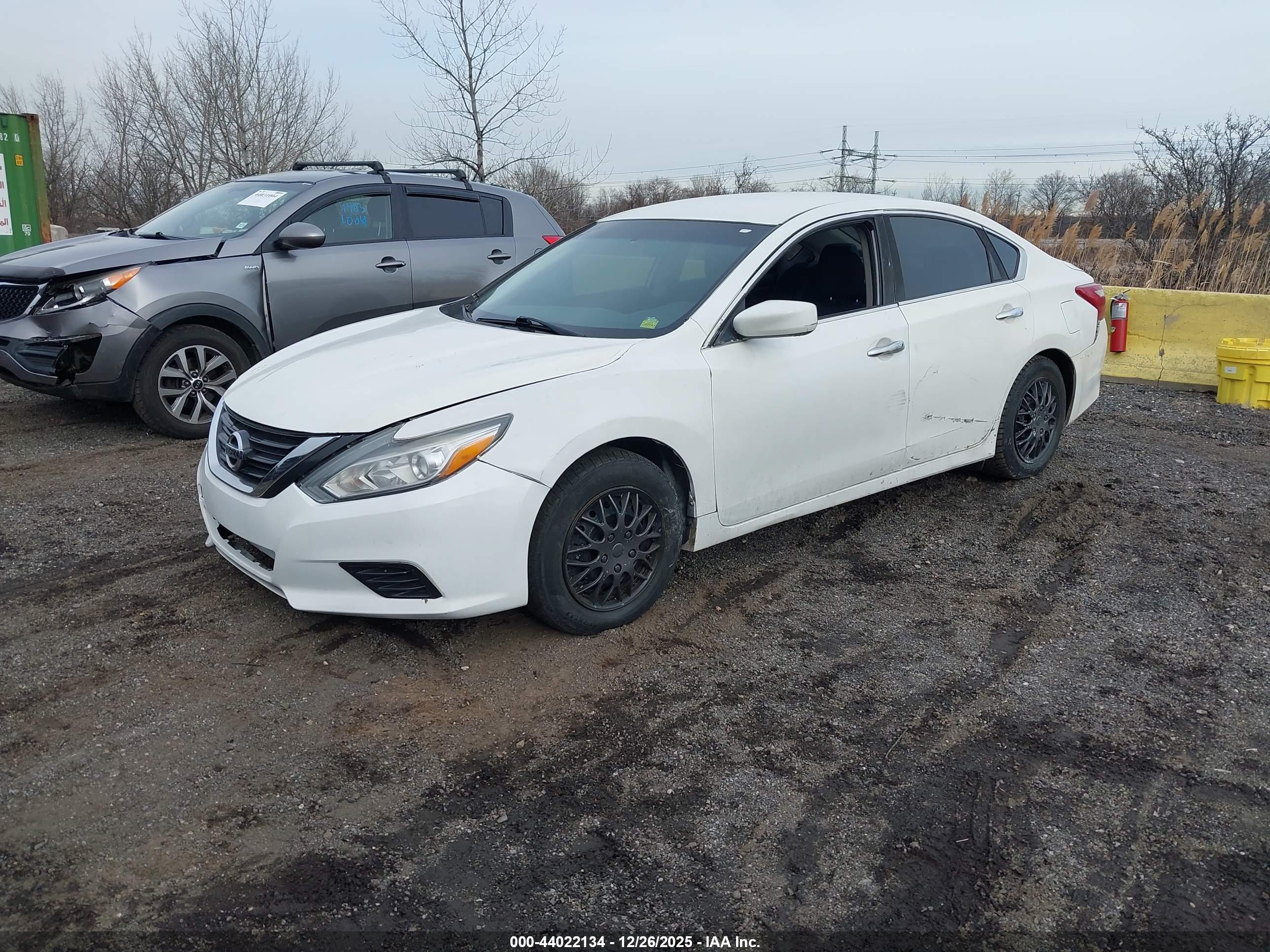 NISSAN ALTIMA image 2