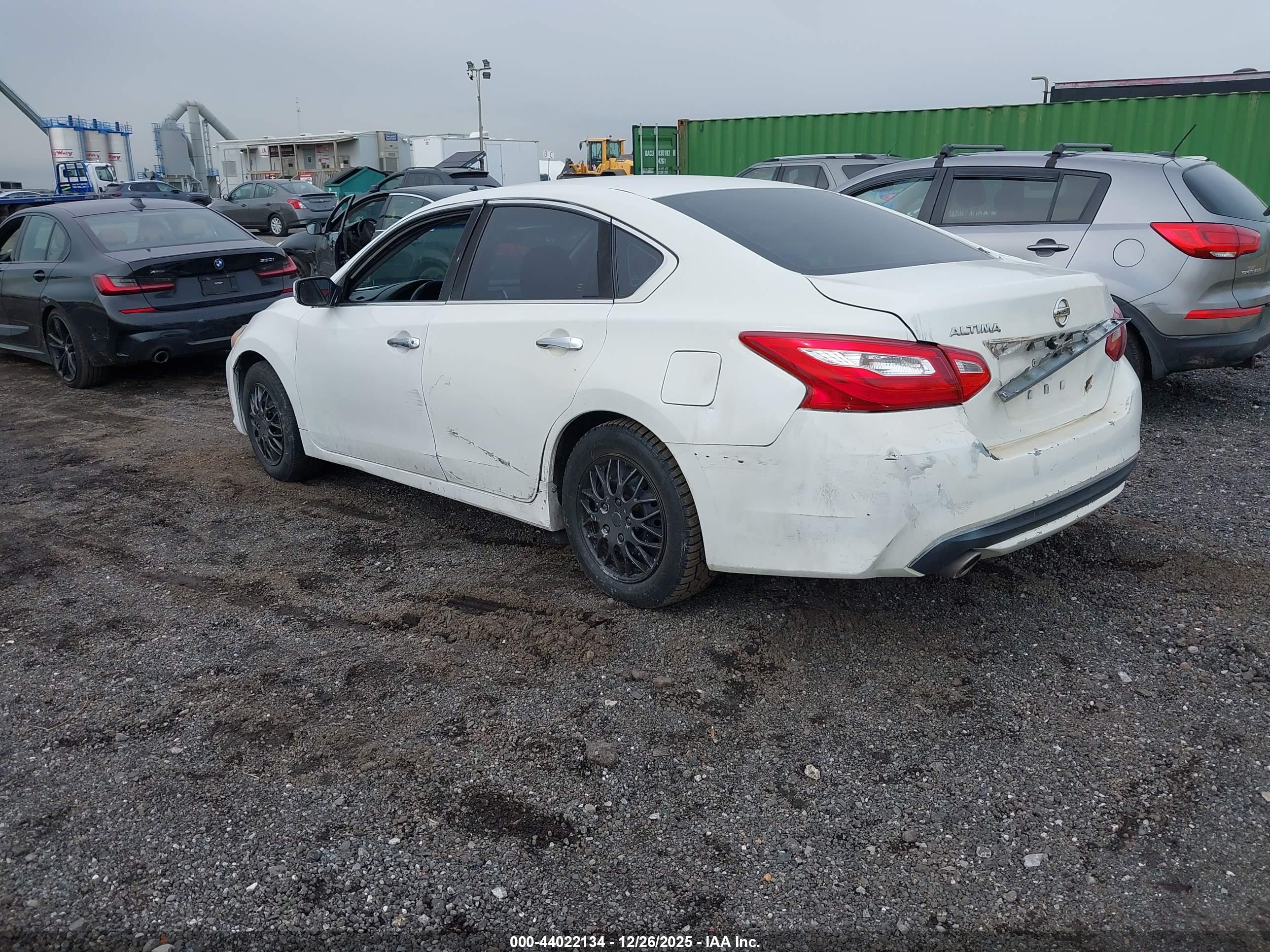 NISSAN ALTIMA image 3