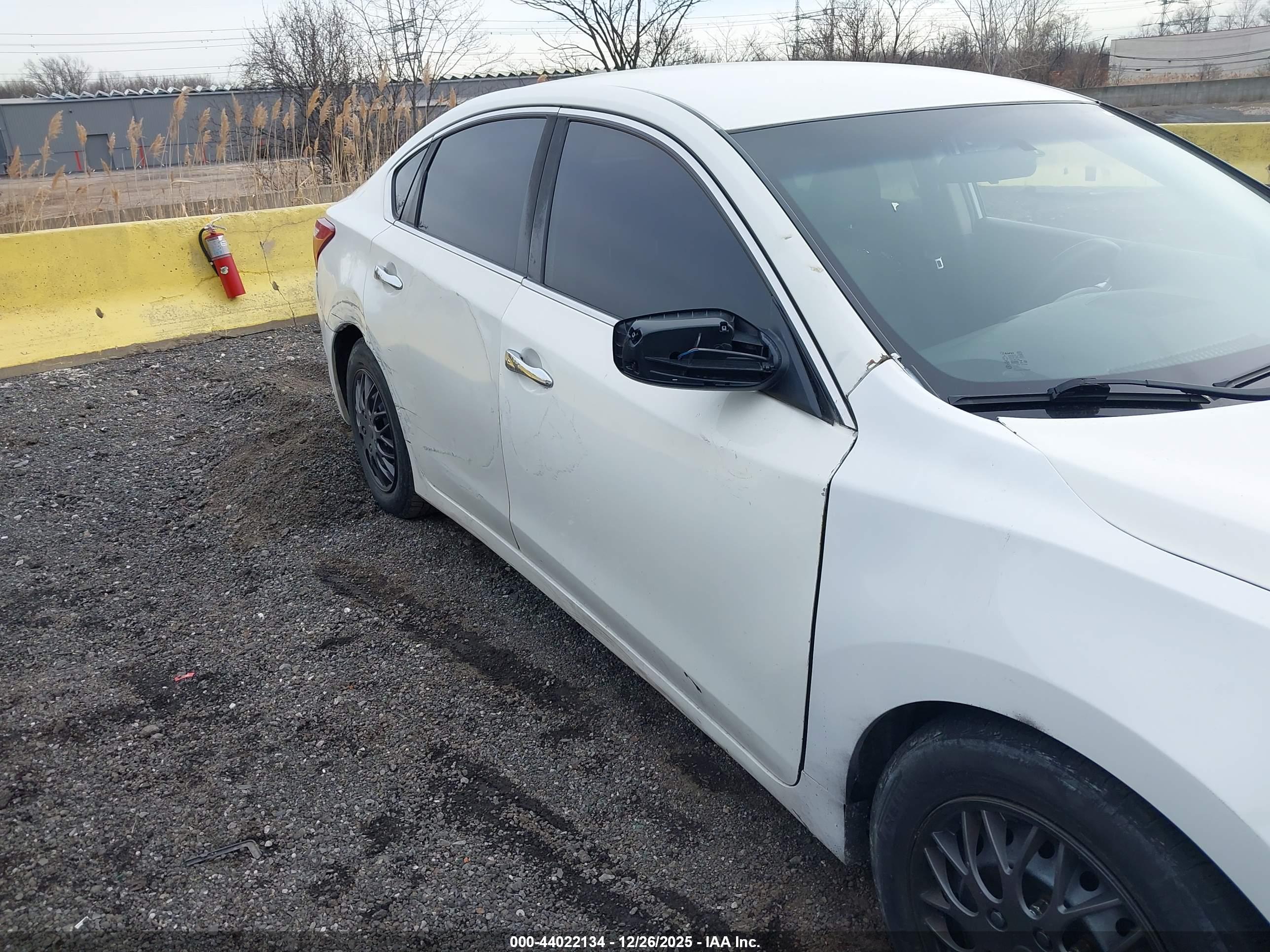 NISSAN ALTIMA image 6