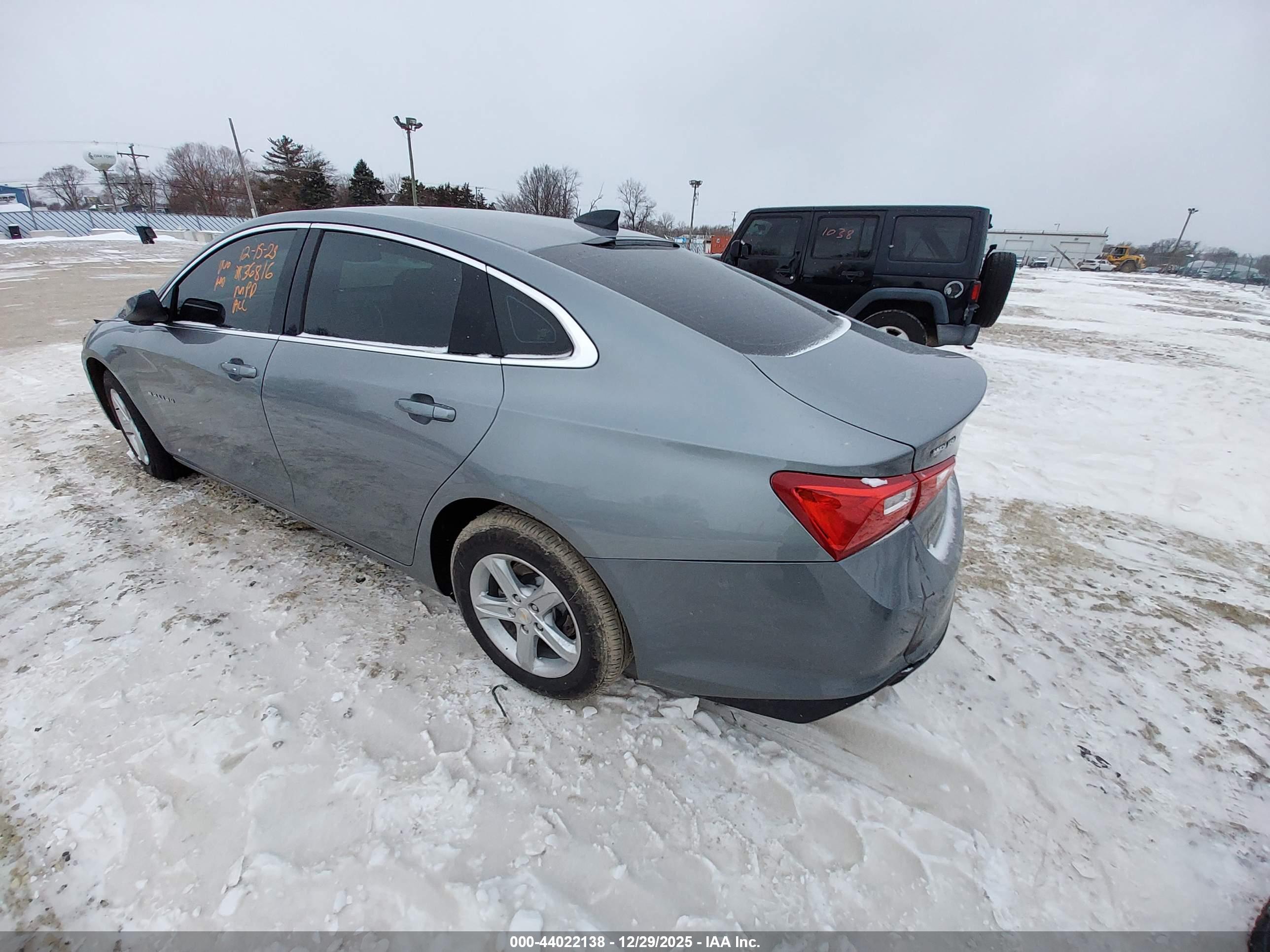 CHEVROLET MALIBU image 3