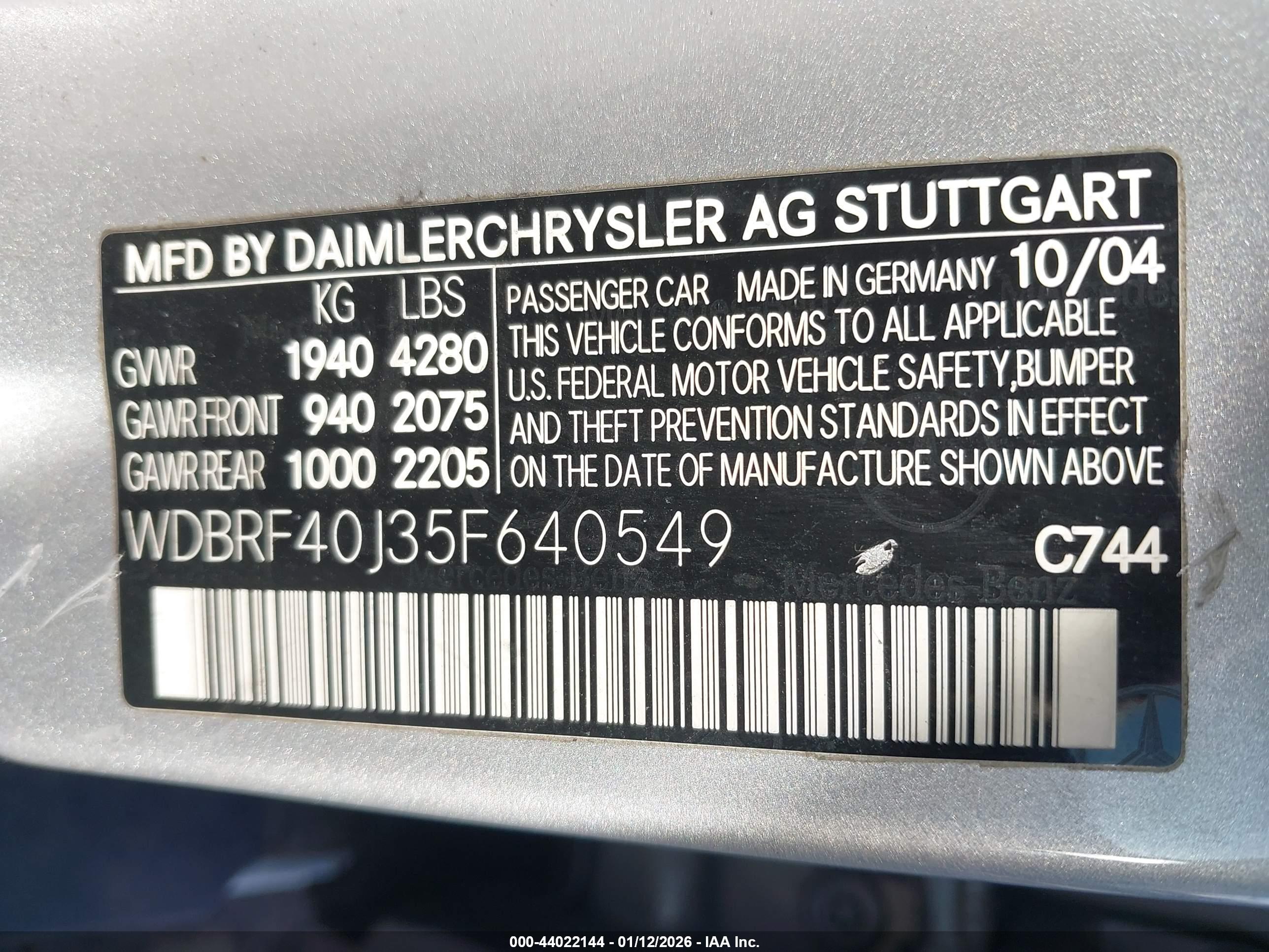MERCEDES-BENZ C image 9