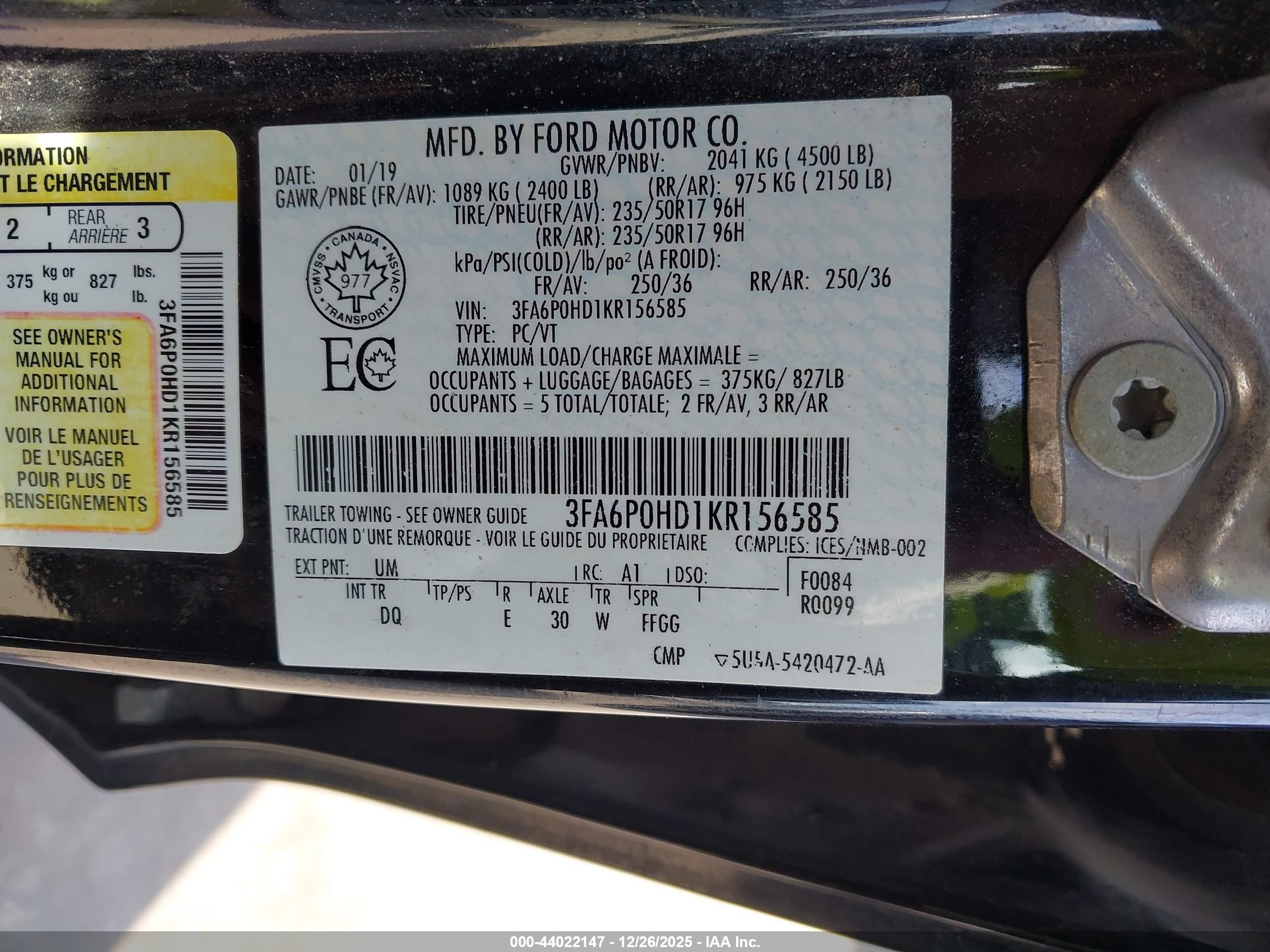 FORD FUSION image 9
