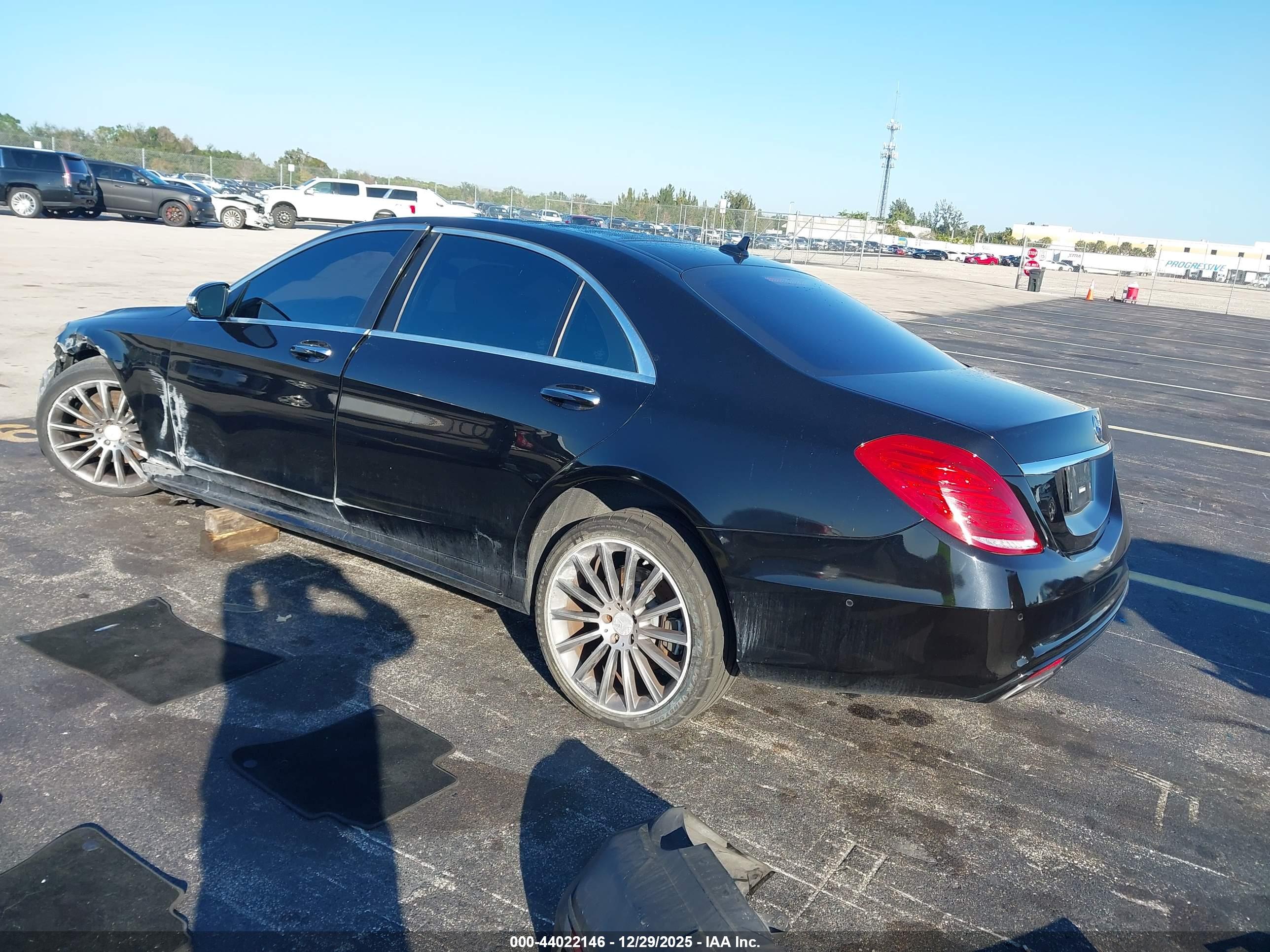 MERCEDES-BENZ S image 3
