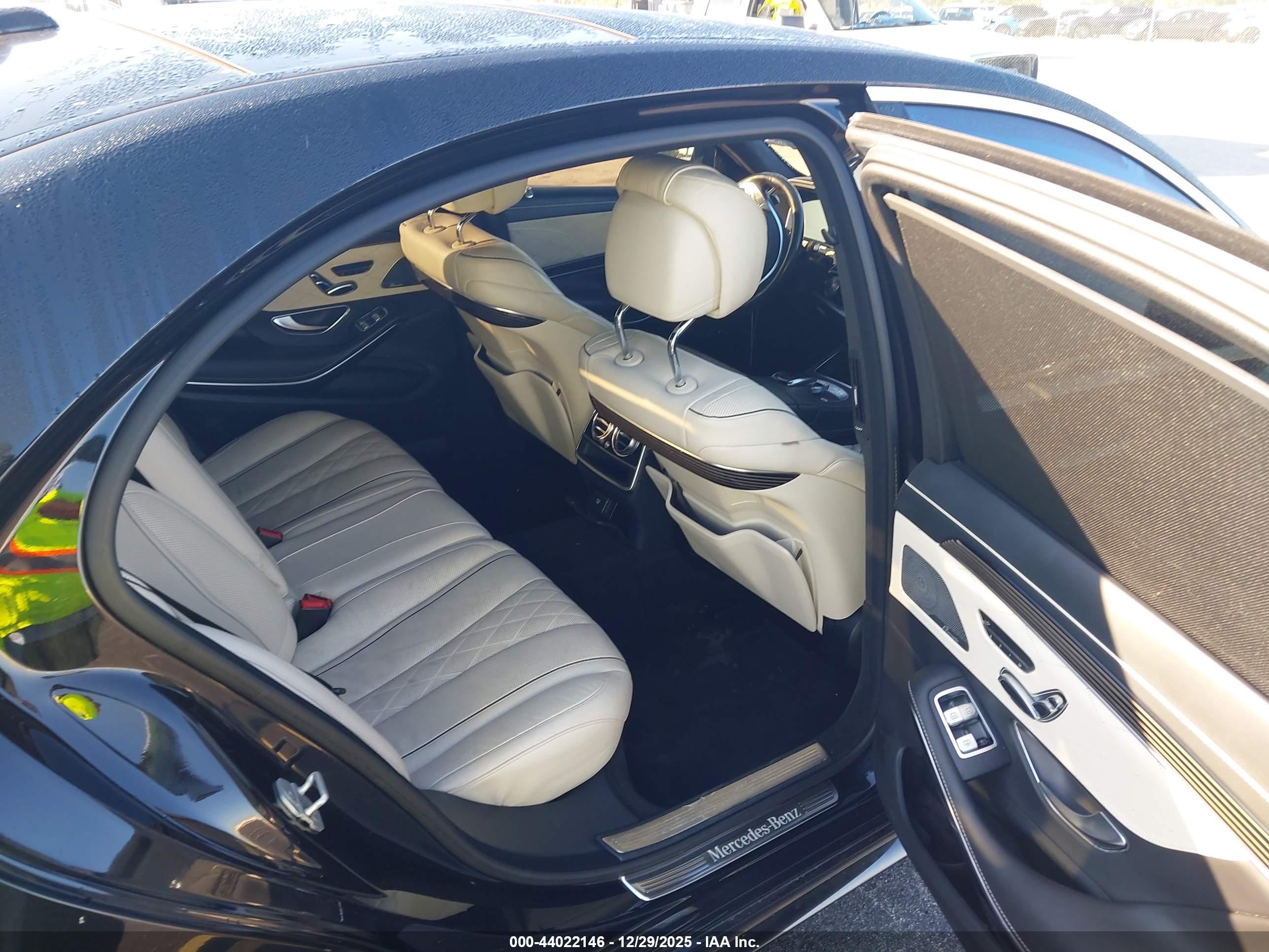MERCEDES-BENZ S image 8