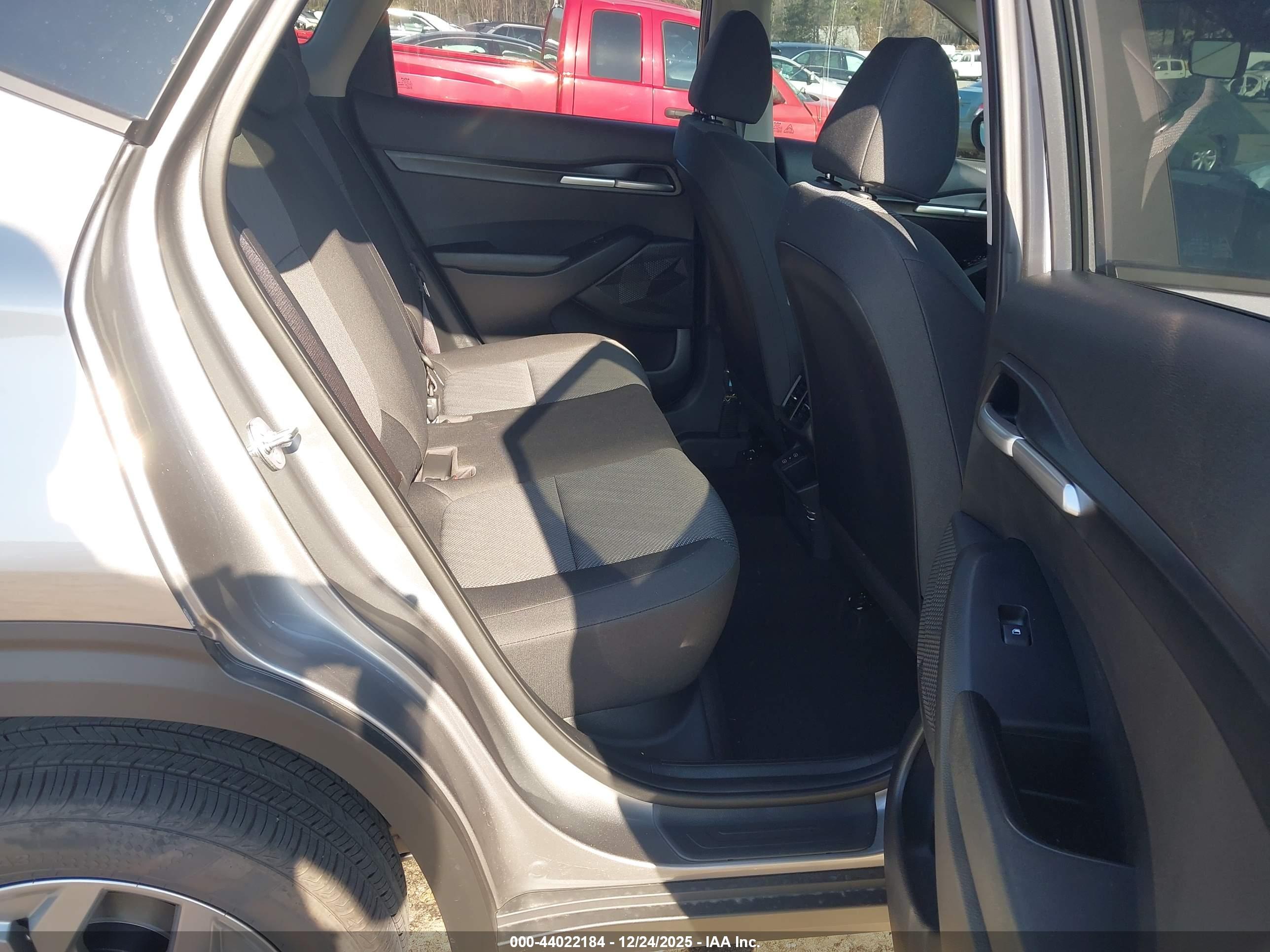 KIA SELTOS image 8