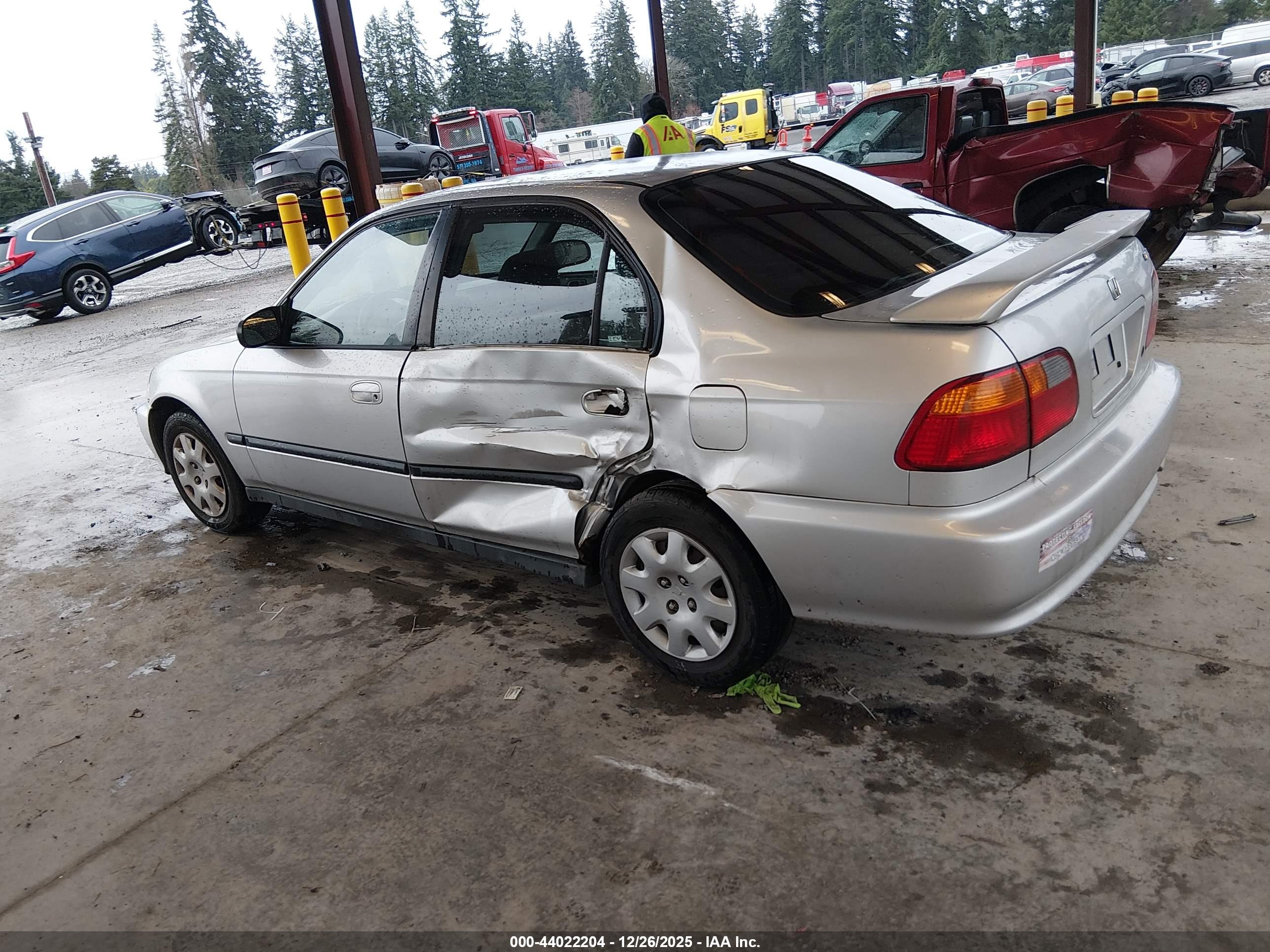 HONDA CIVIC image 3