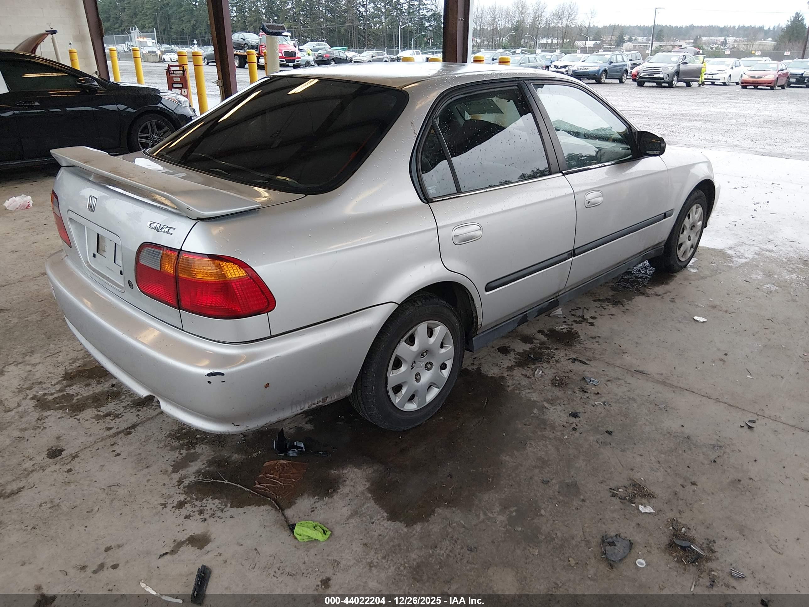 HONDA CIVIC image 4