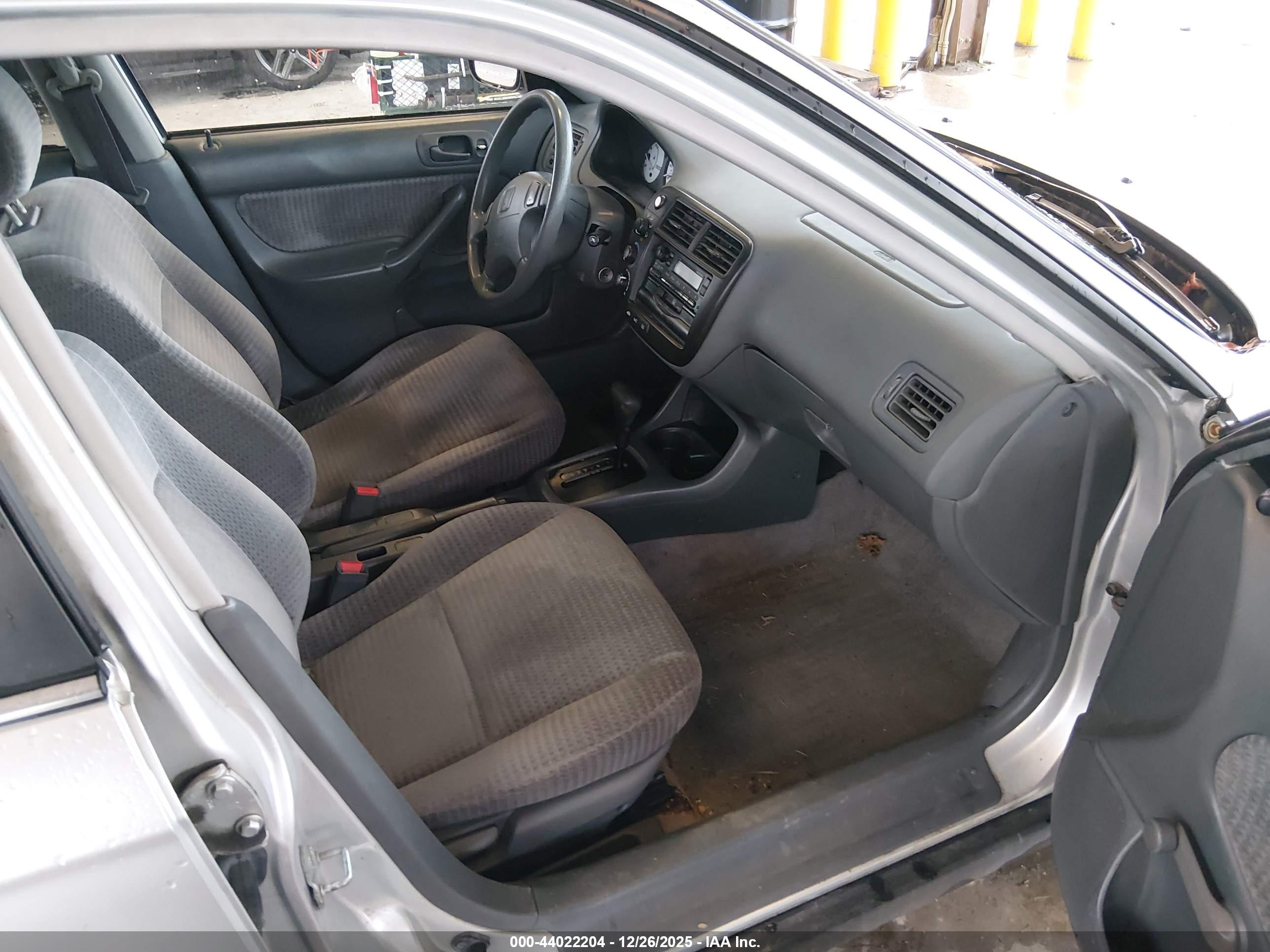 HONDA CIVIC image 5