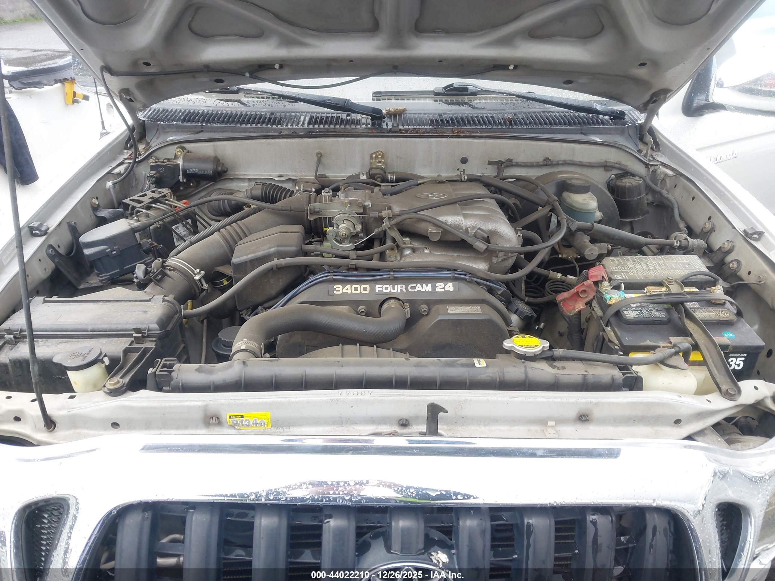 TOYOTA TACOMA image 10