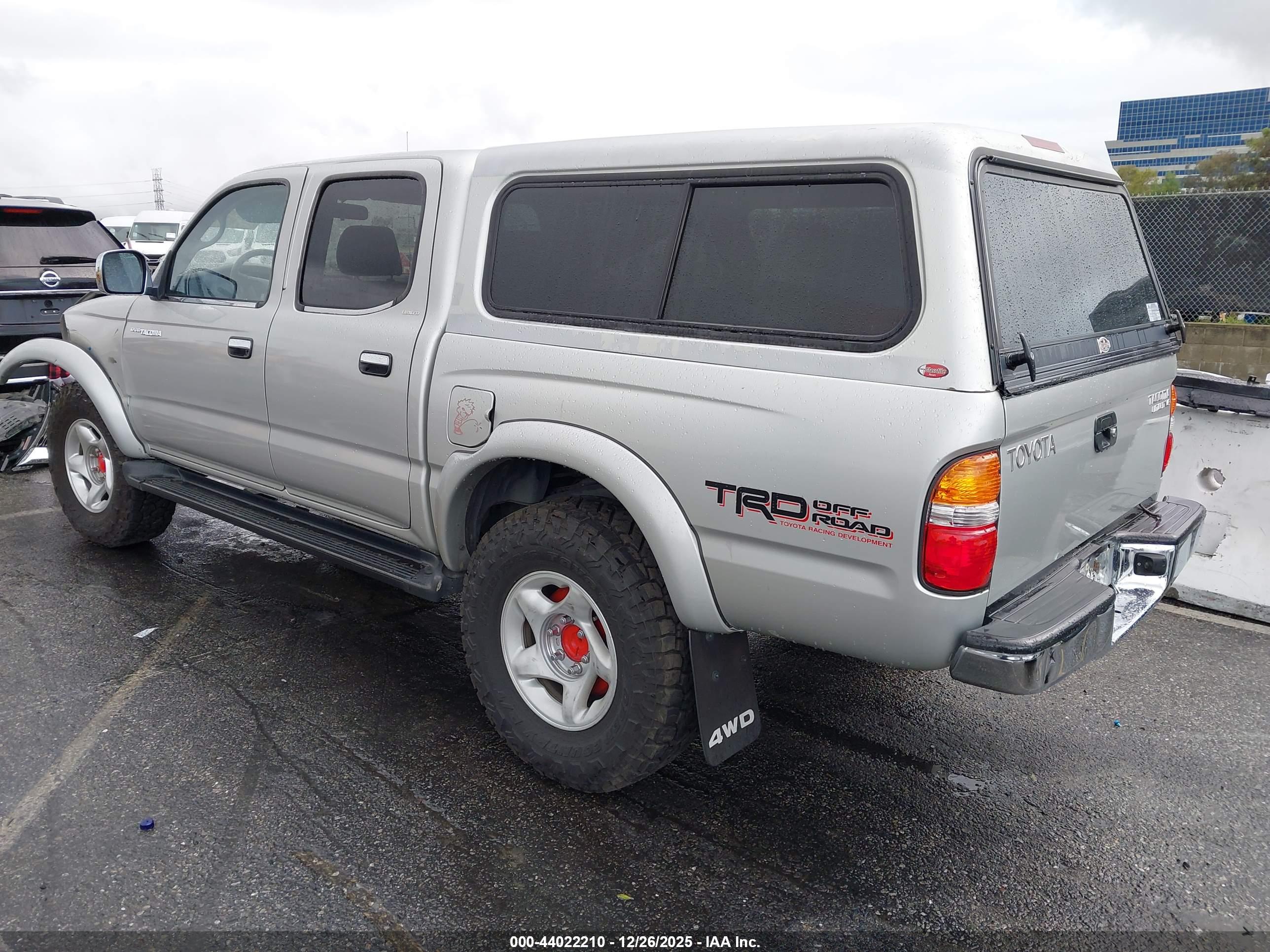 TOYOTA TACOMA image 3