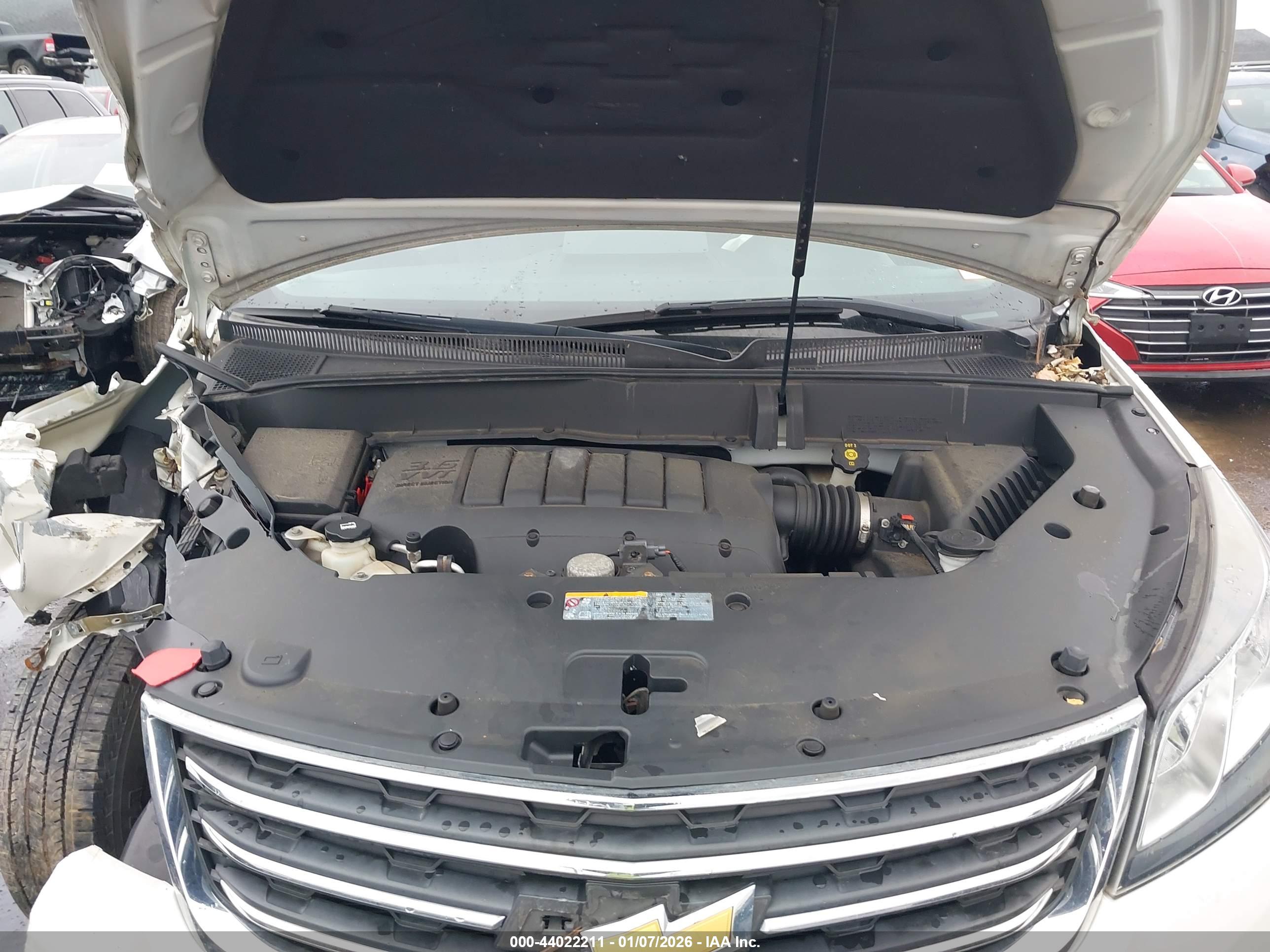 CHEVROLET TRAVERSE image 10