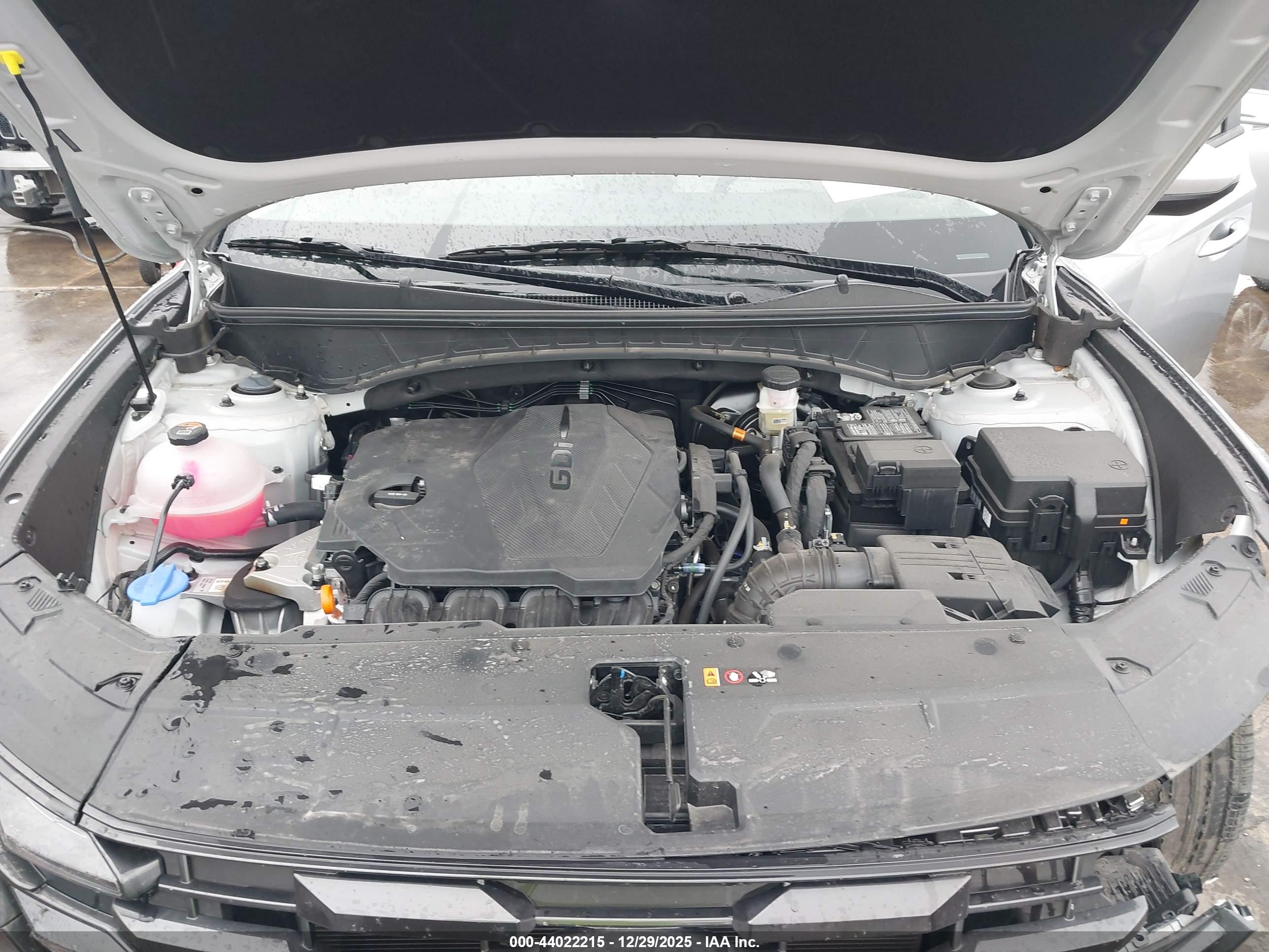 HYUNDAI TUCSON image 10