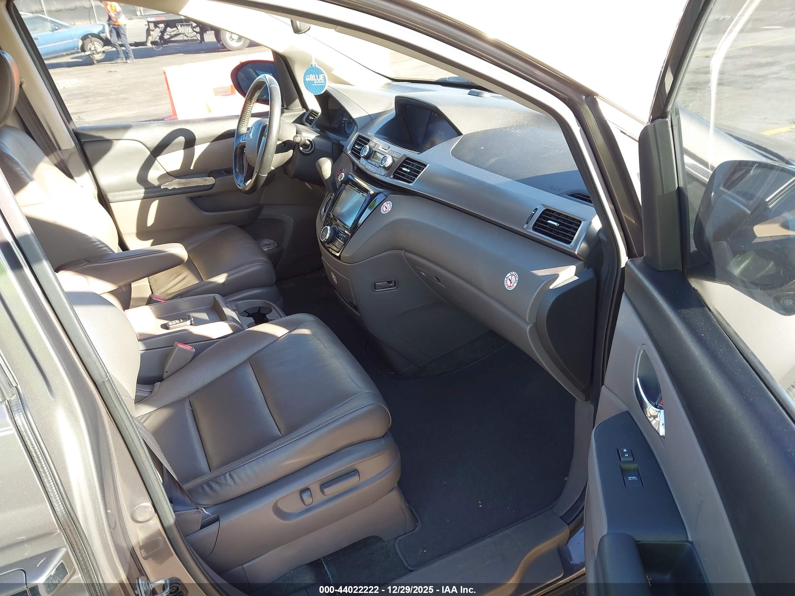 HONDA ODYSSEY image 5
