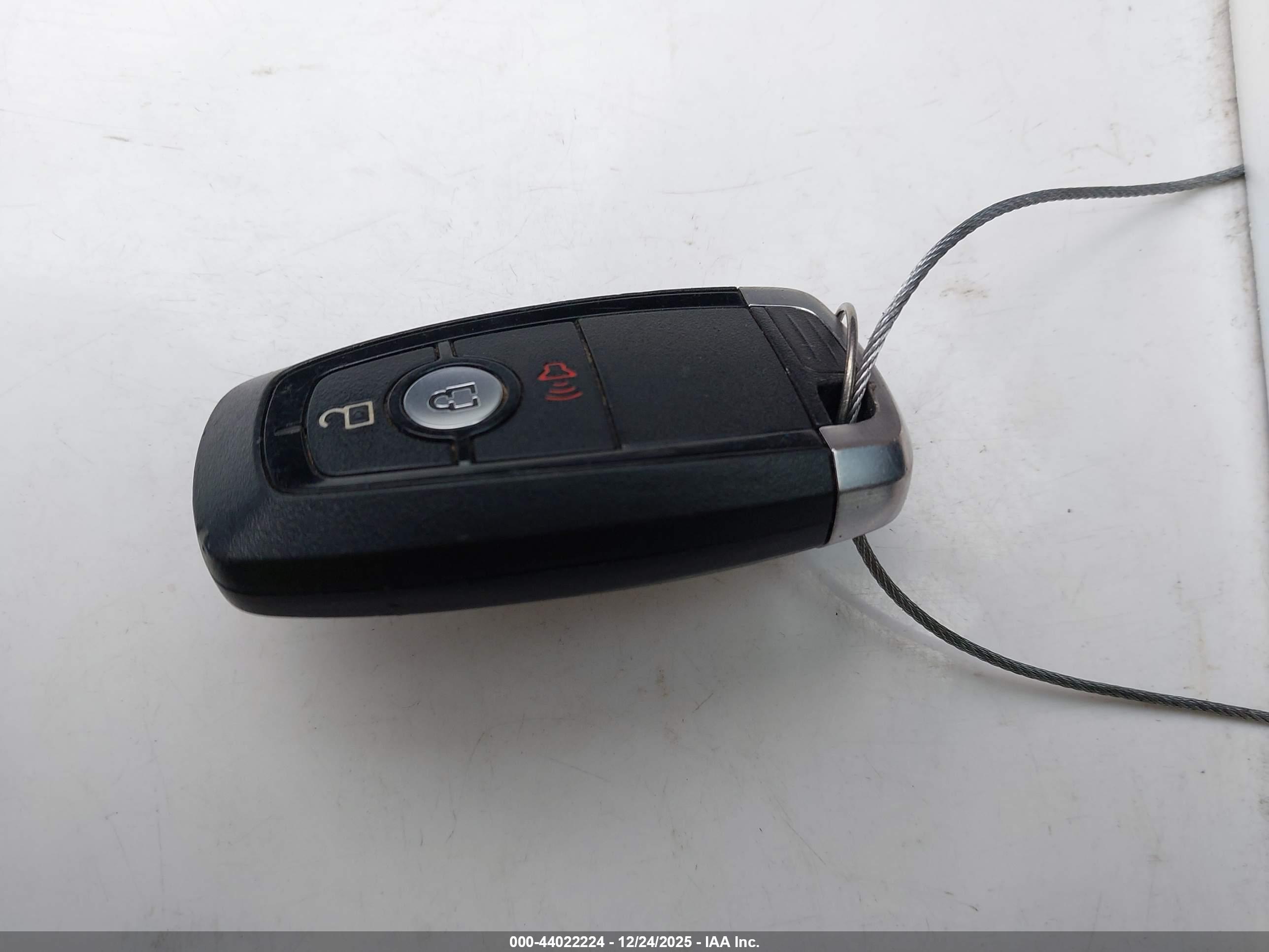 FORD ESCAPE image 11
