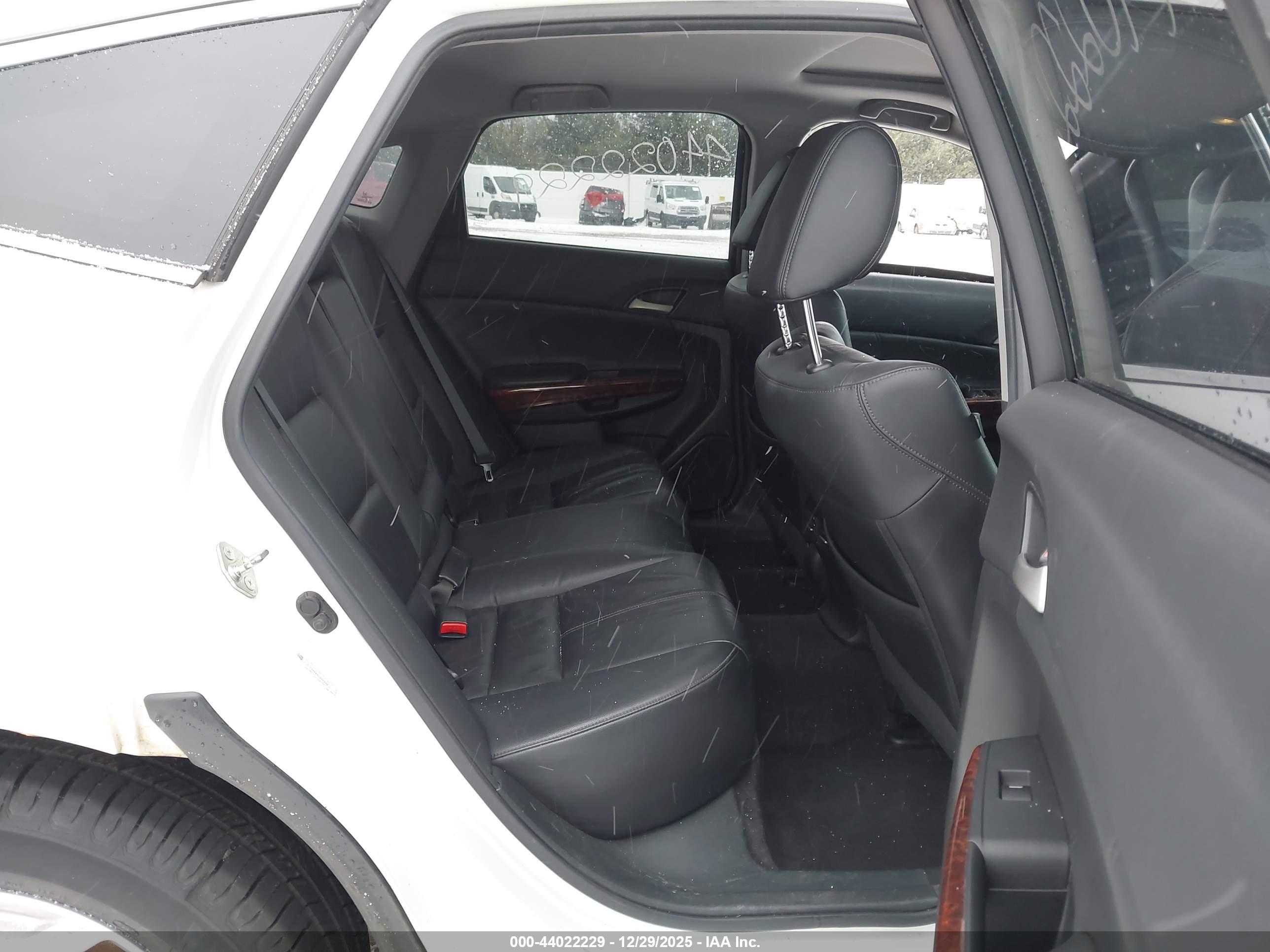 HONDA CROSSTOUR image 8