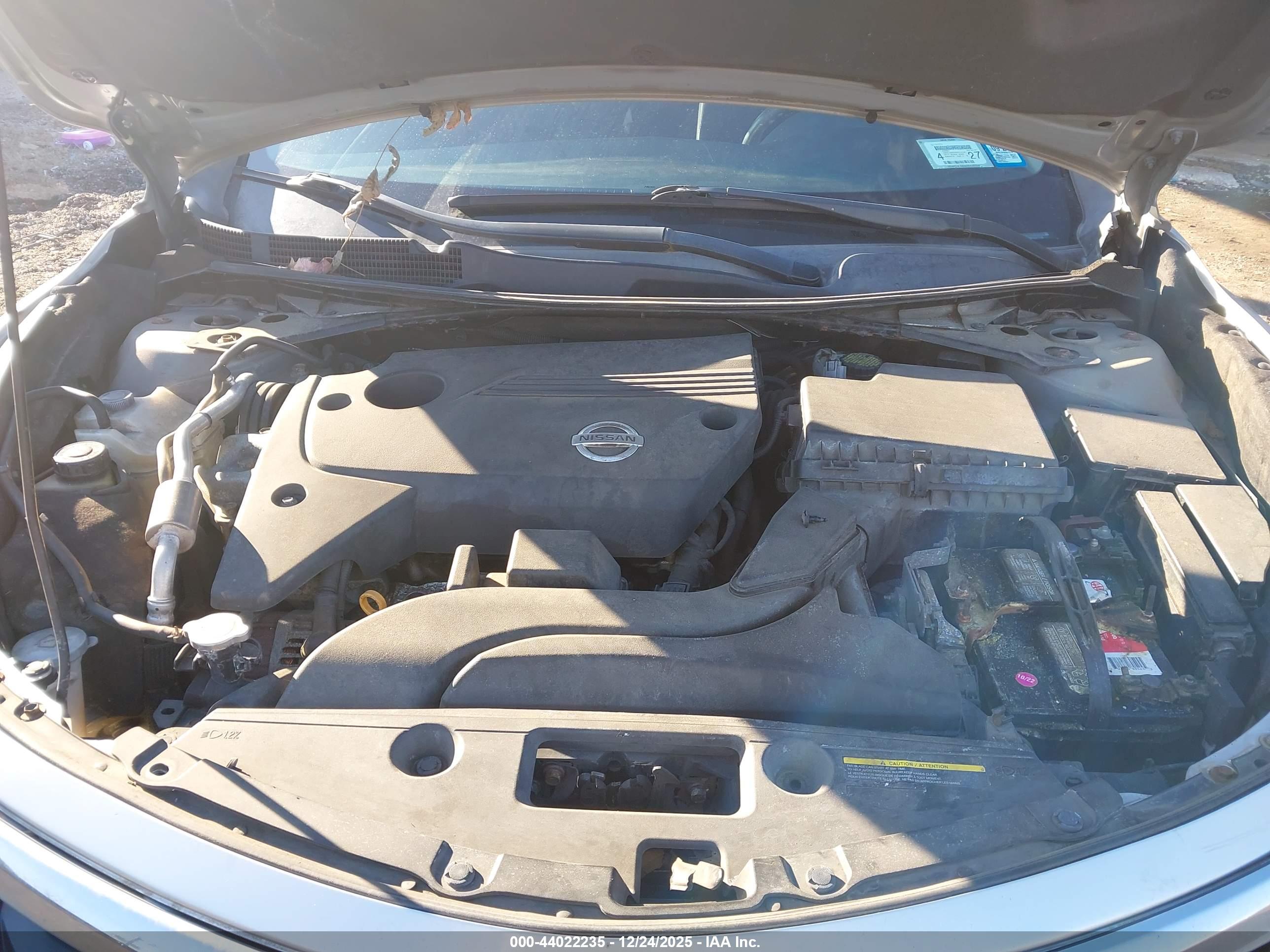 NISSAN ALTIMA image 10