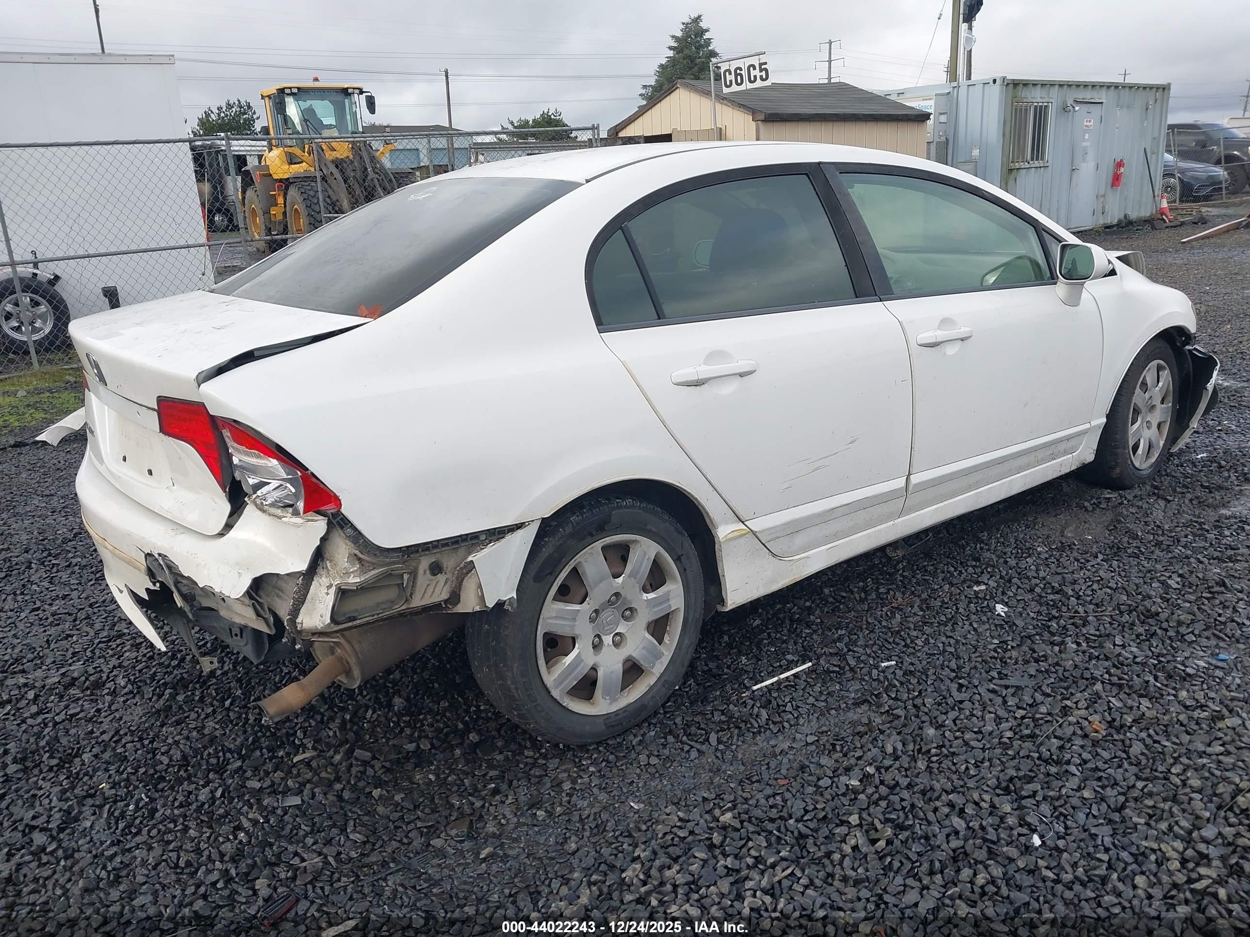 HONDA CIVIC image 4