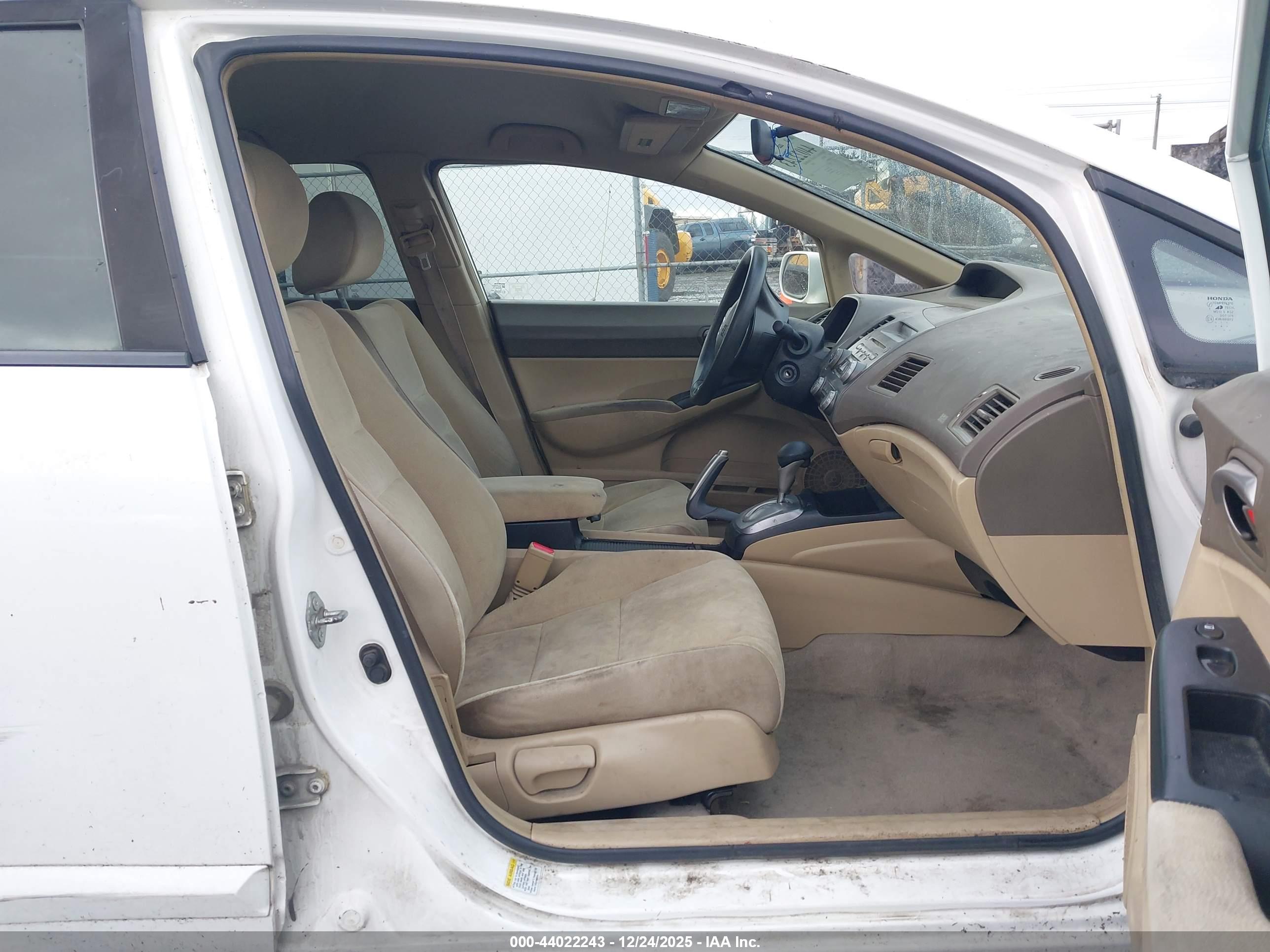 HONDA CIVIC image 5