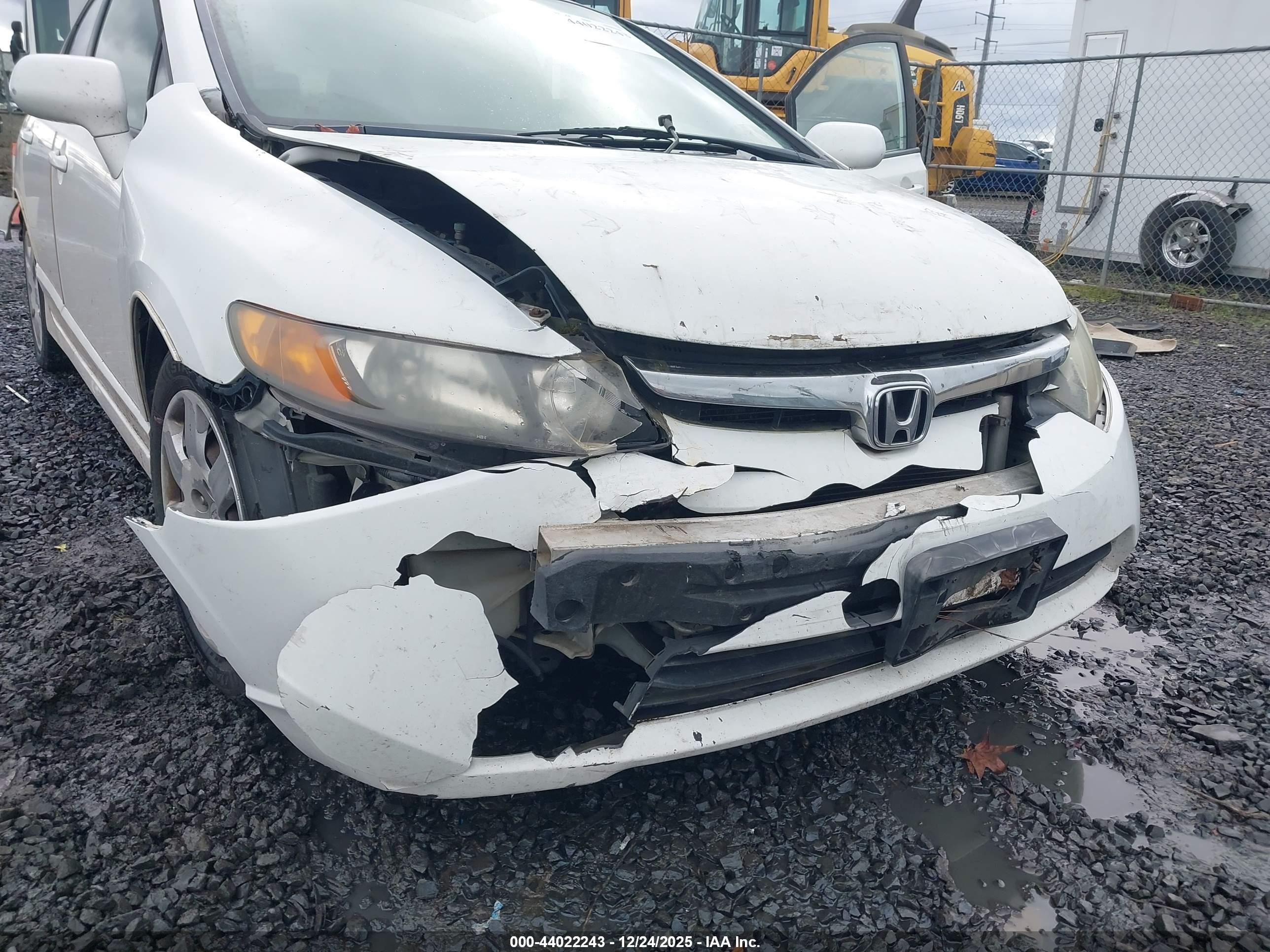 HONDA CIVIC image 6