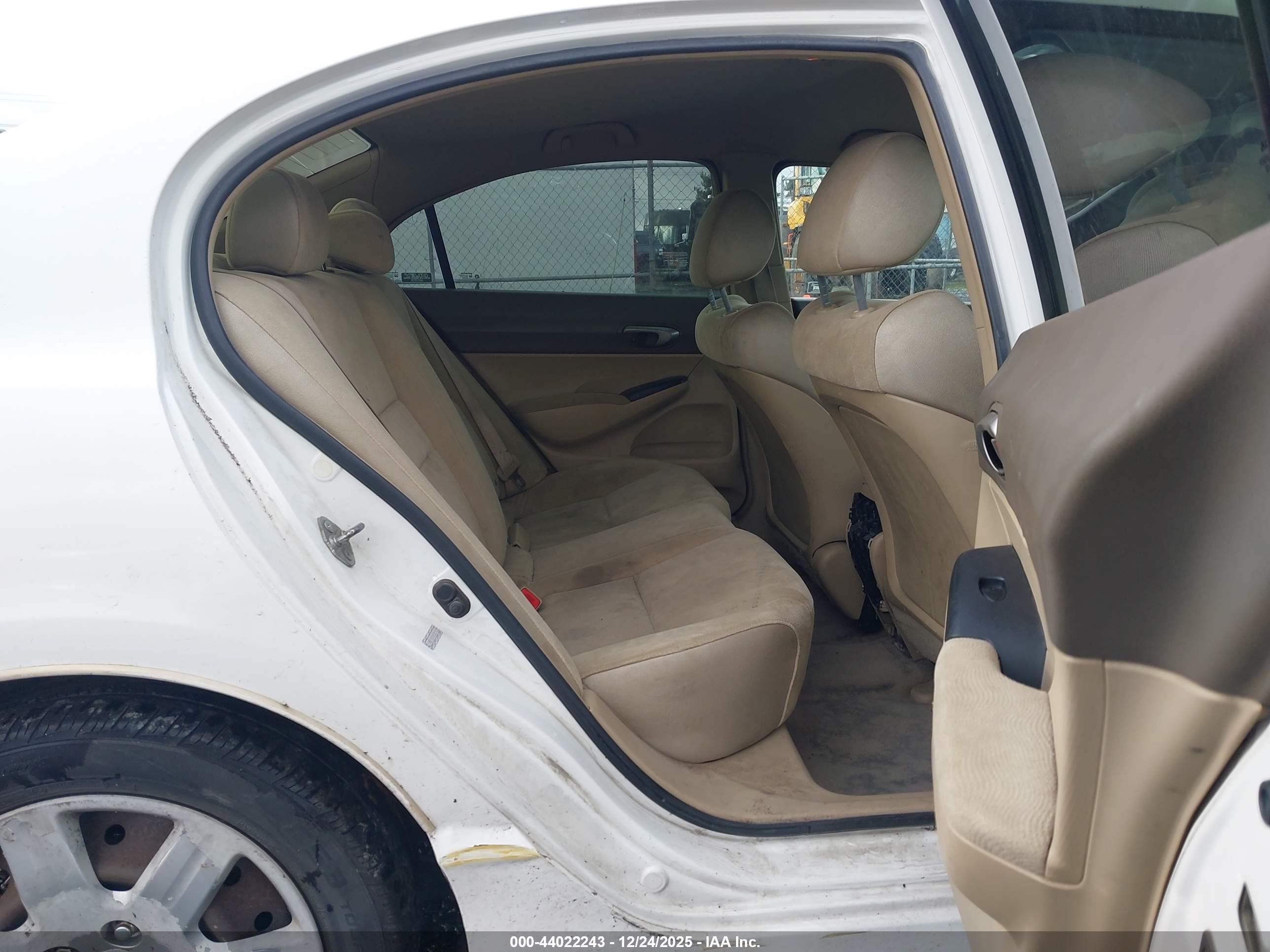 HONDA CIVIC image 8