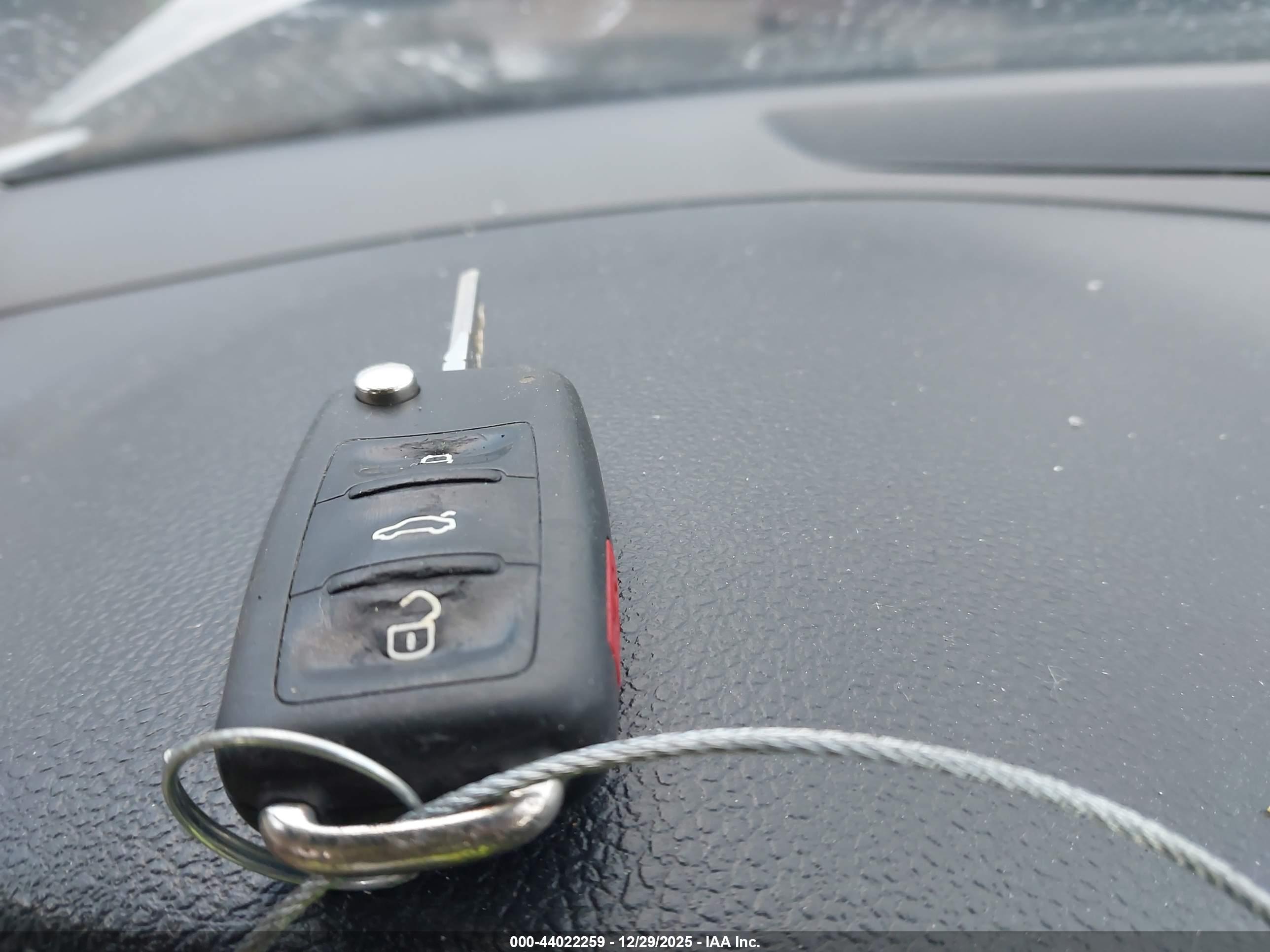 VOLKSWAGEN JETTA image 11