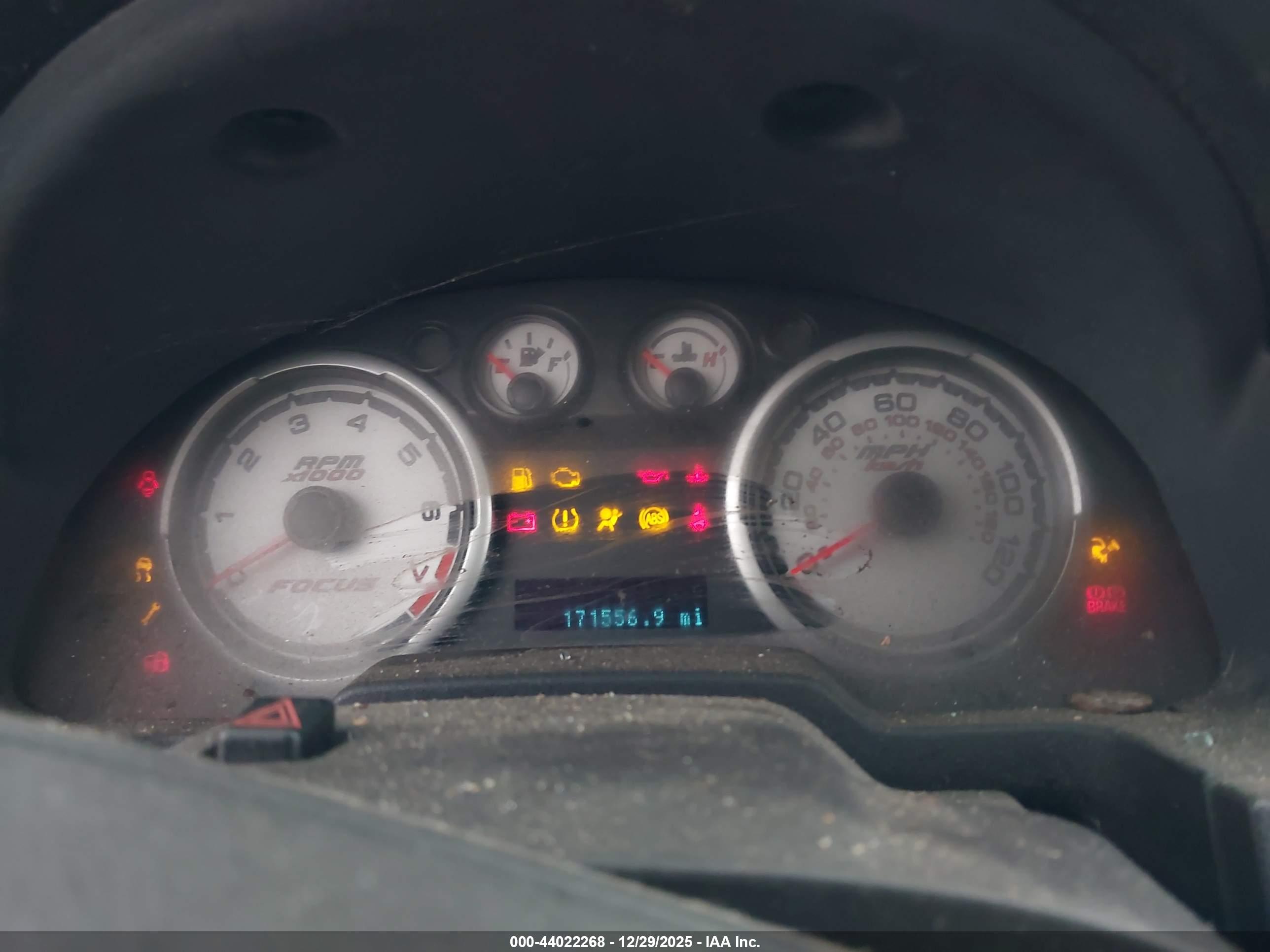 FORD FOCUS image 7