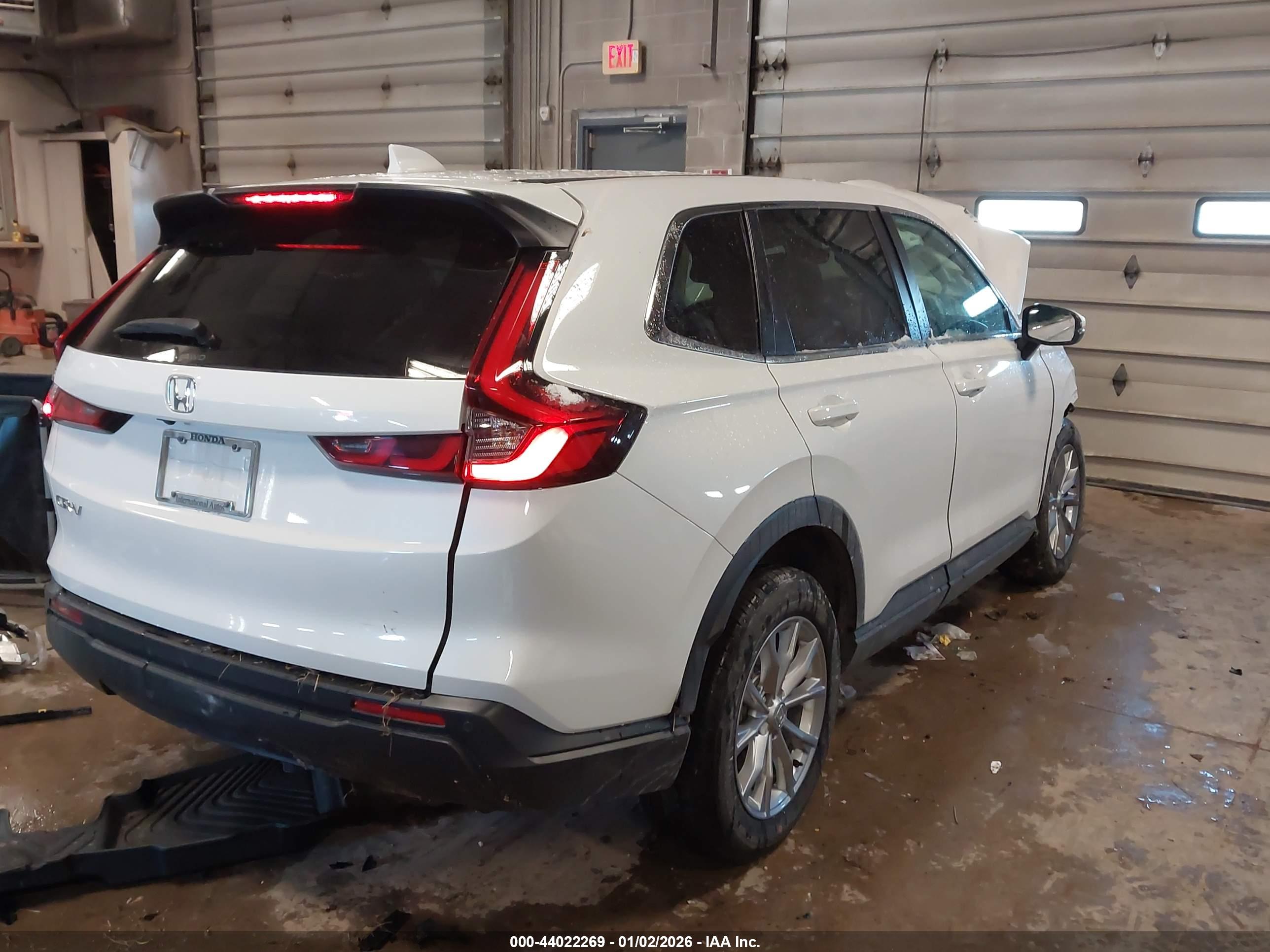 HONDA CR-V image 4