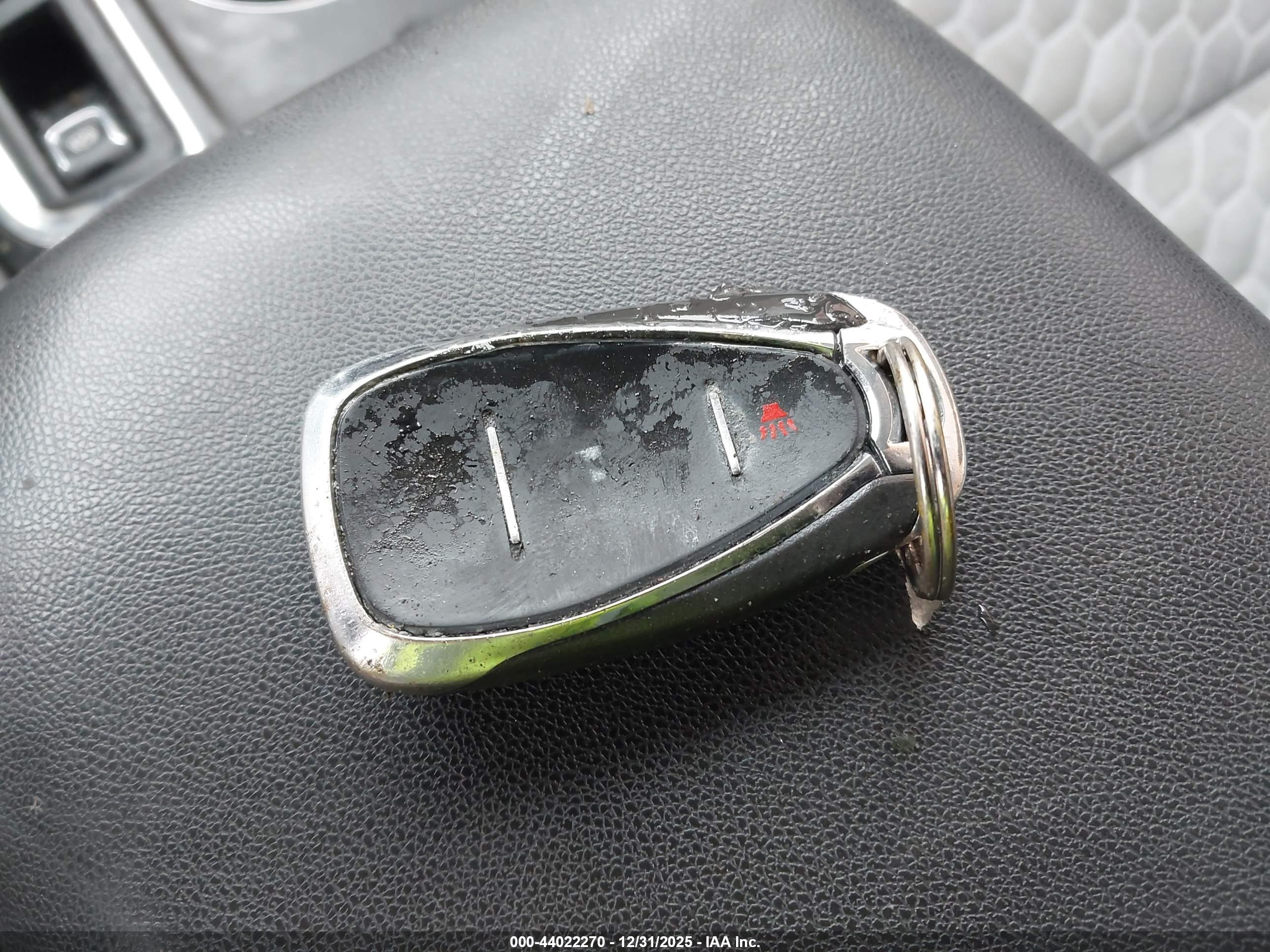 CHEVROLET EQUINOX image 11