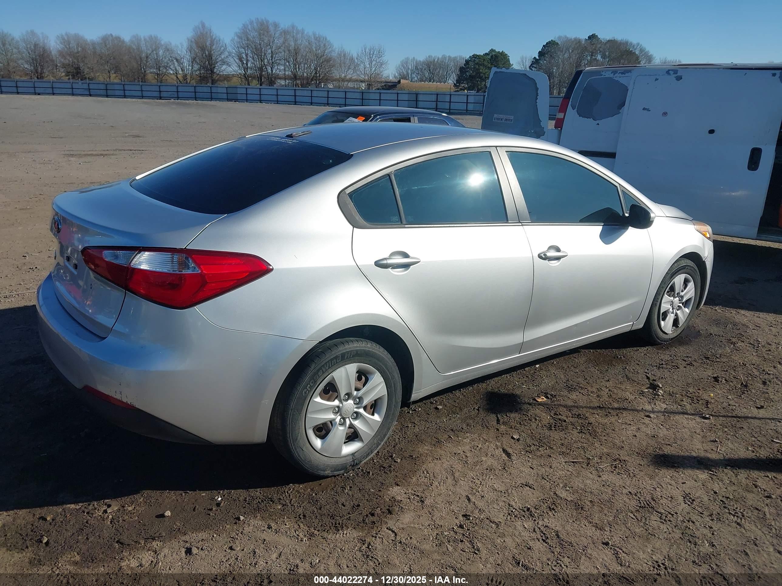 KIA FORTE image 4