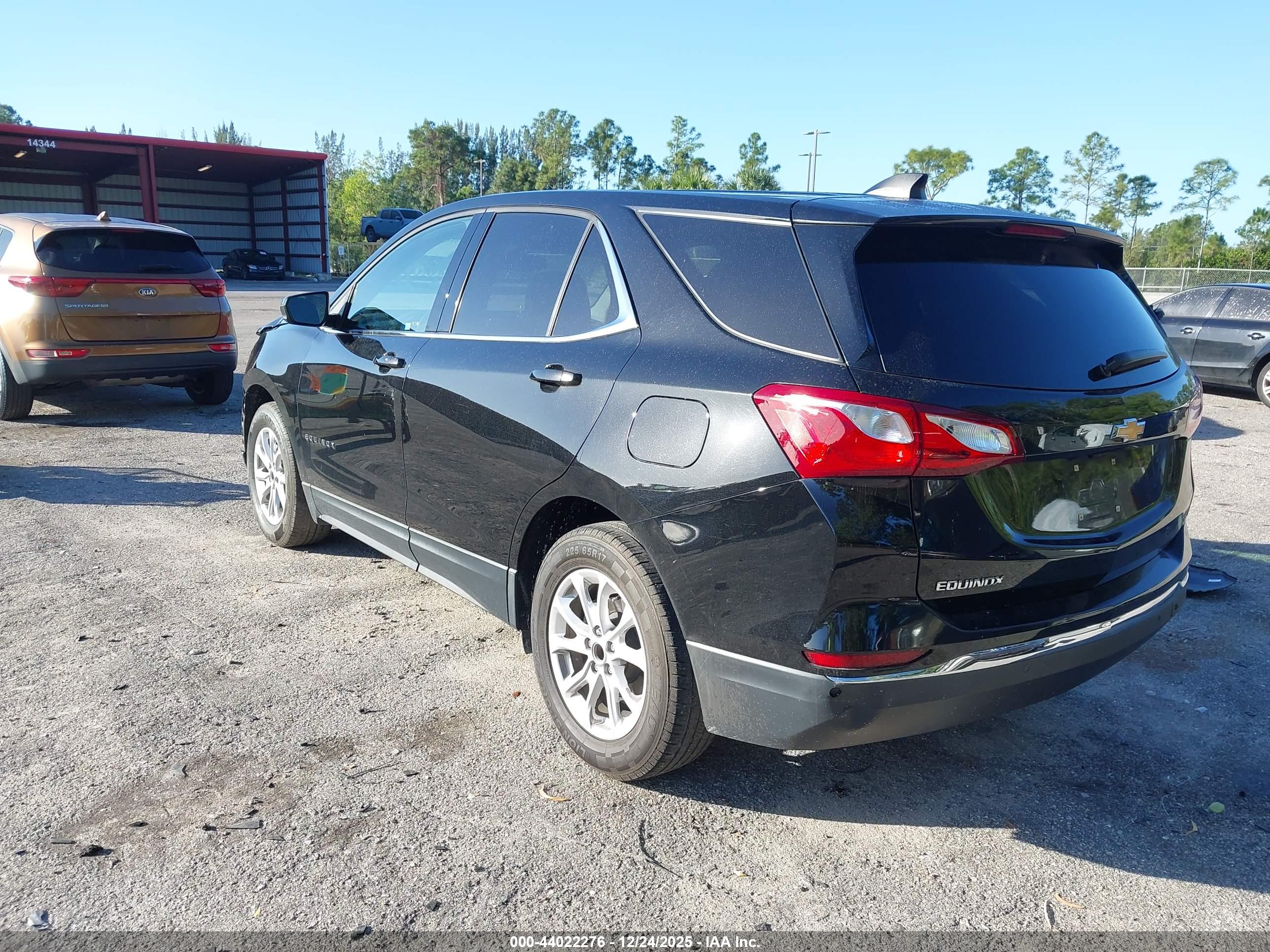 CHEVROLET EQUINOX image 3