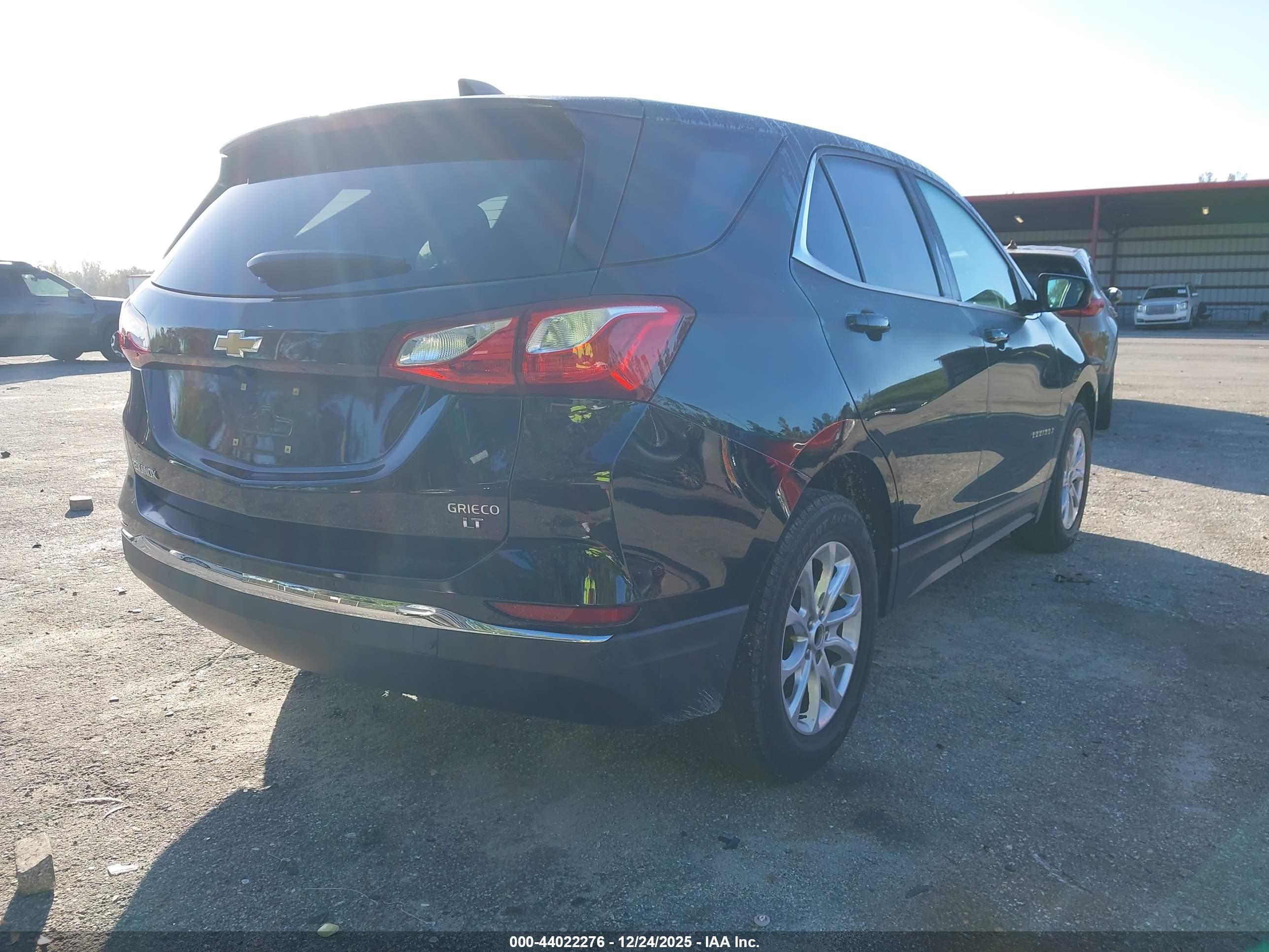 CHEVROLET EQUINOX image 4