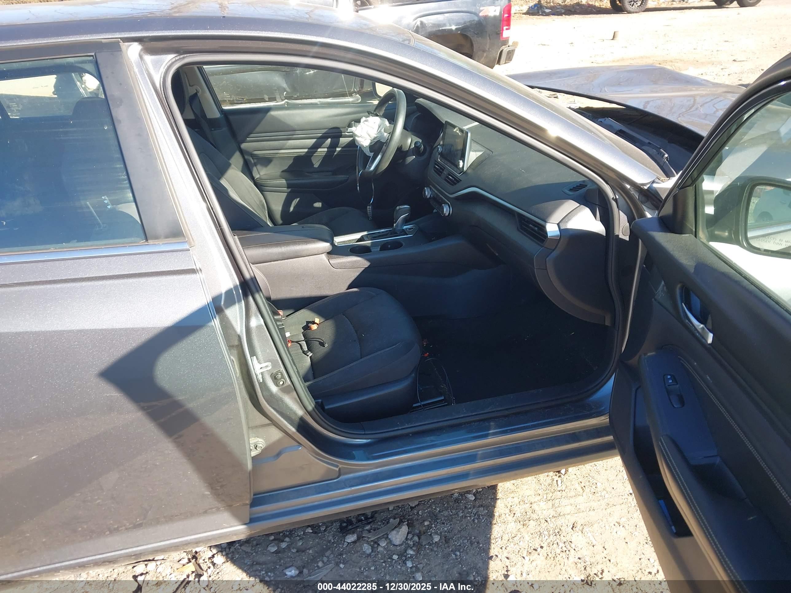 NISSAN ALTIMA image 5