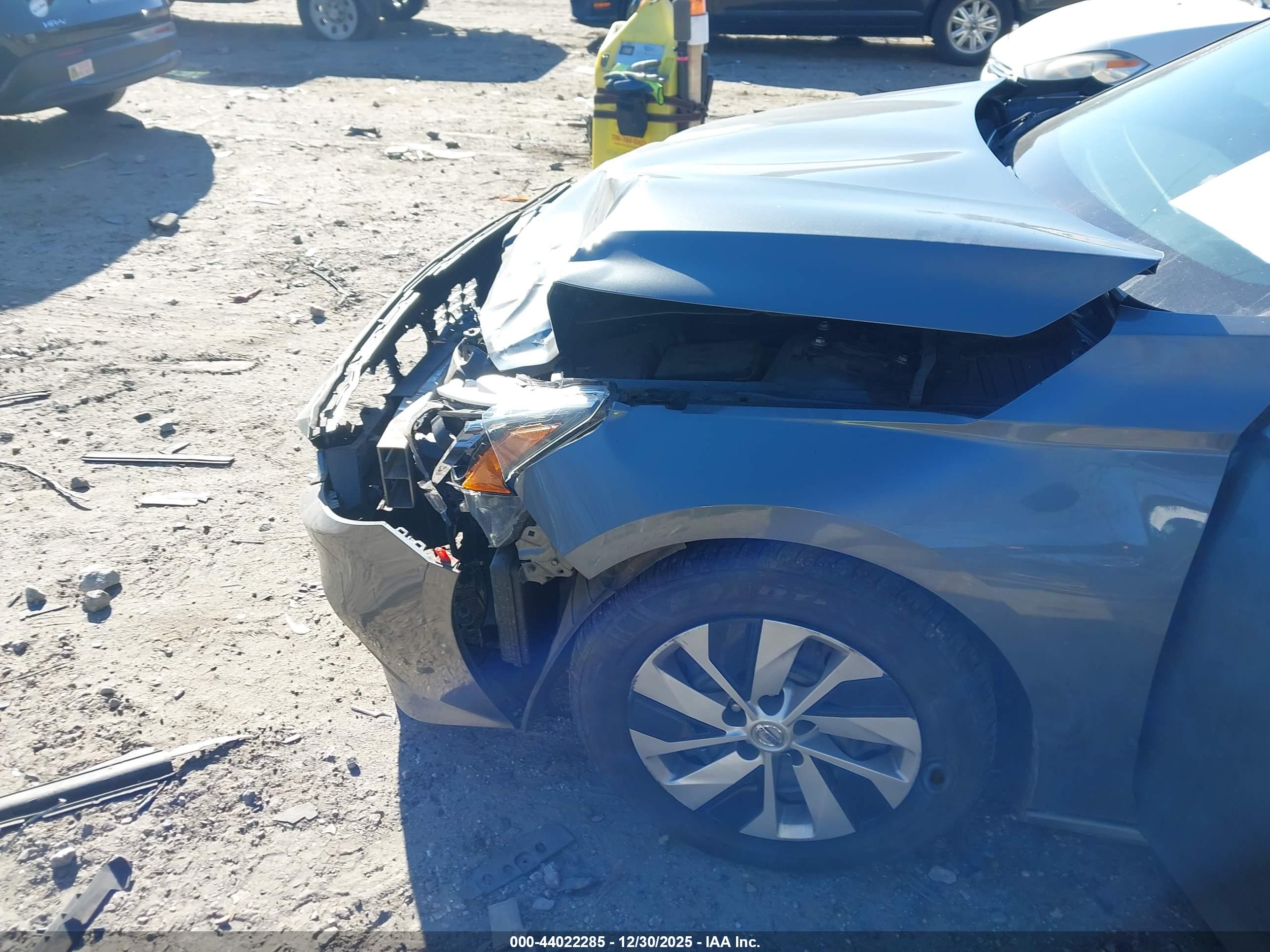 NISSAN ALTIMA image 6