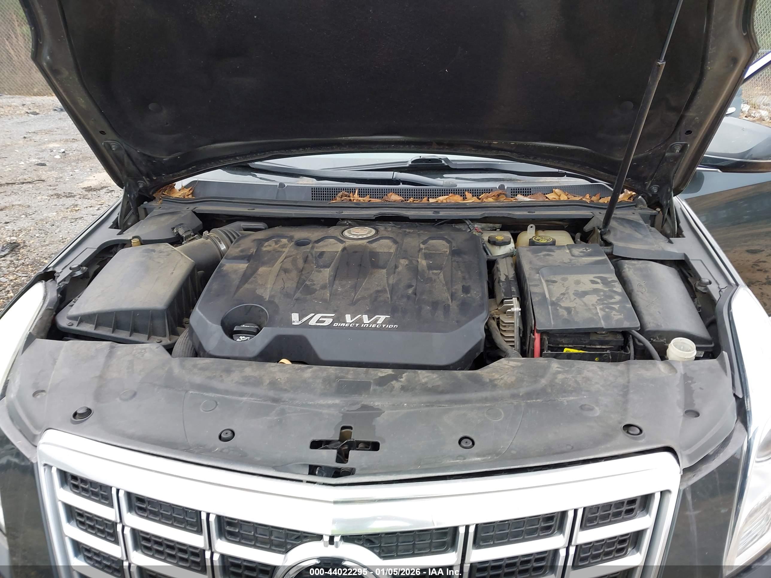CADILLAC XTS image 10