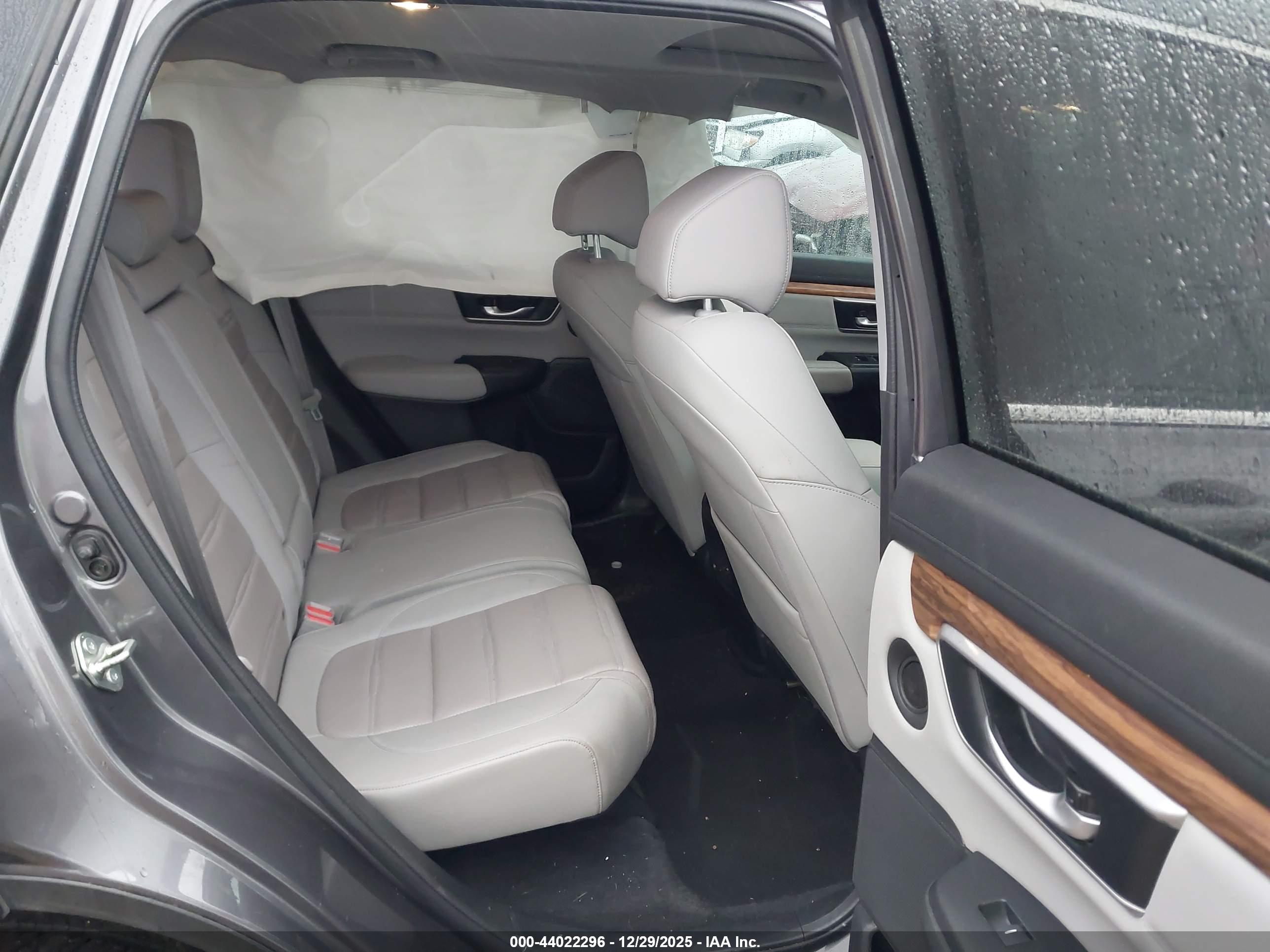 HONDA CR-V image 8