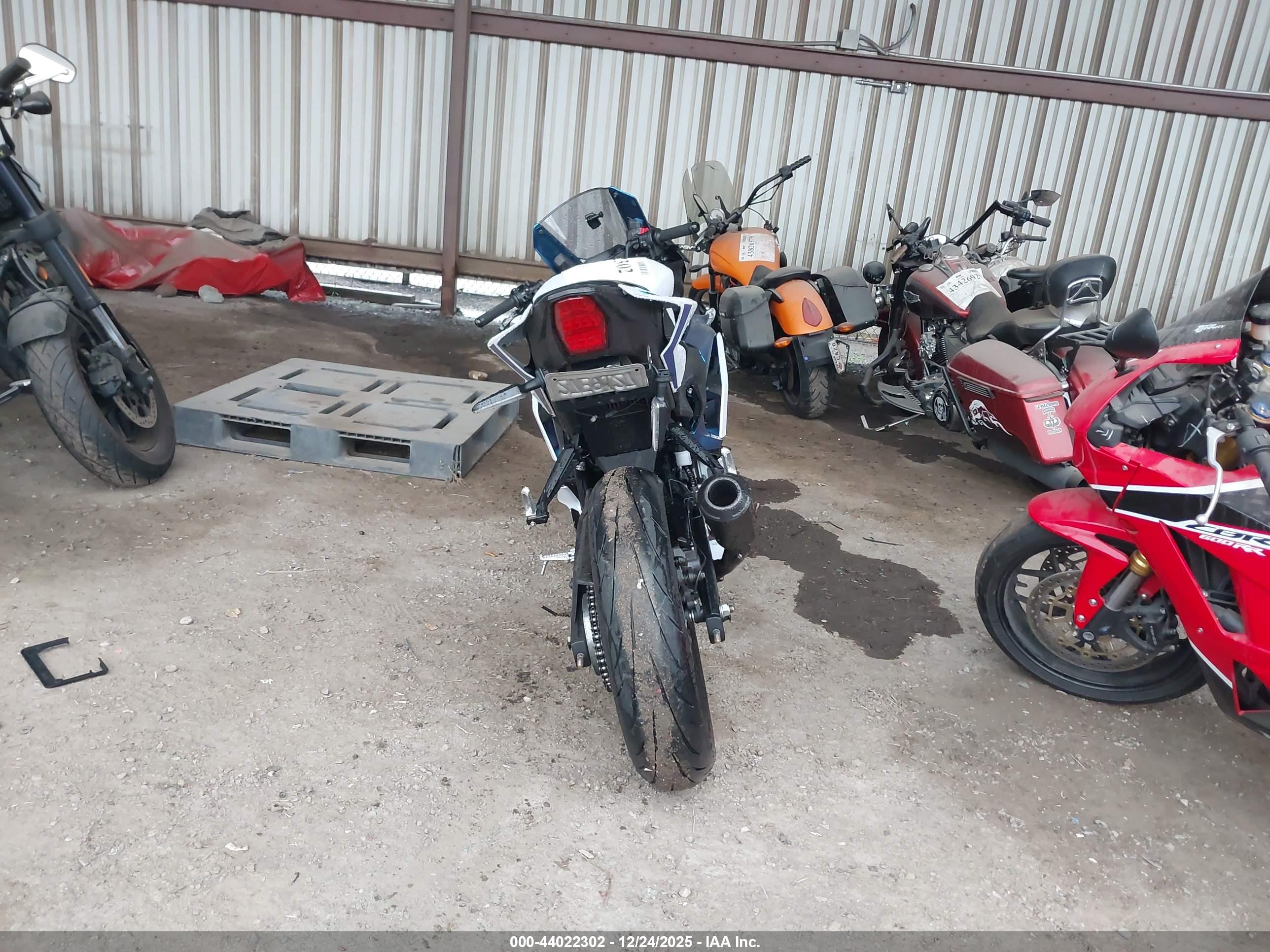 YAMAHA YFZ320 image 6