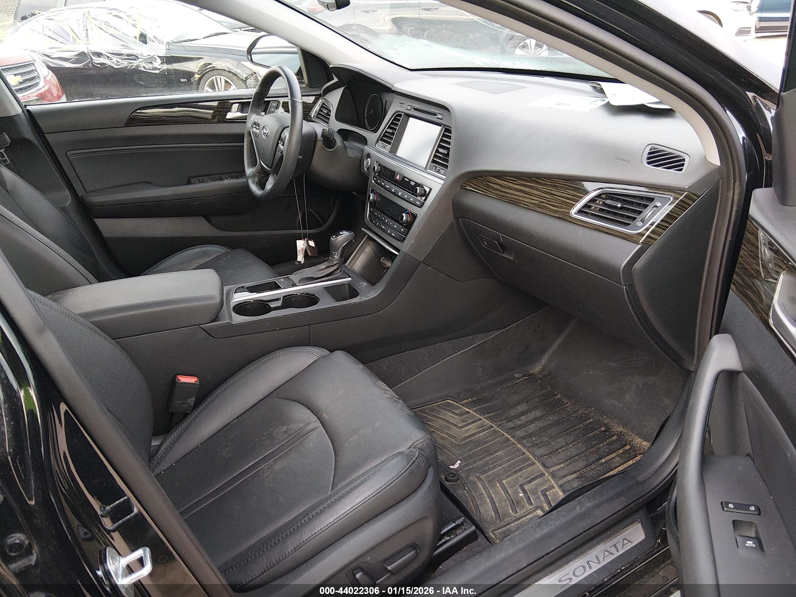 HYUNDAI SONATA image 5