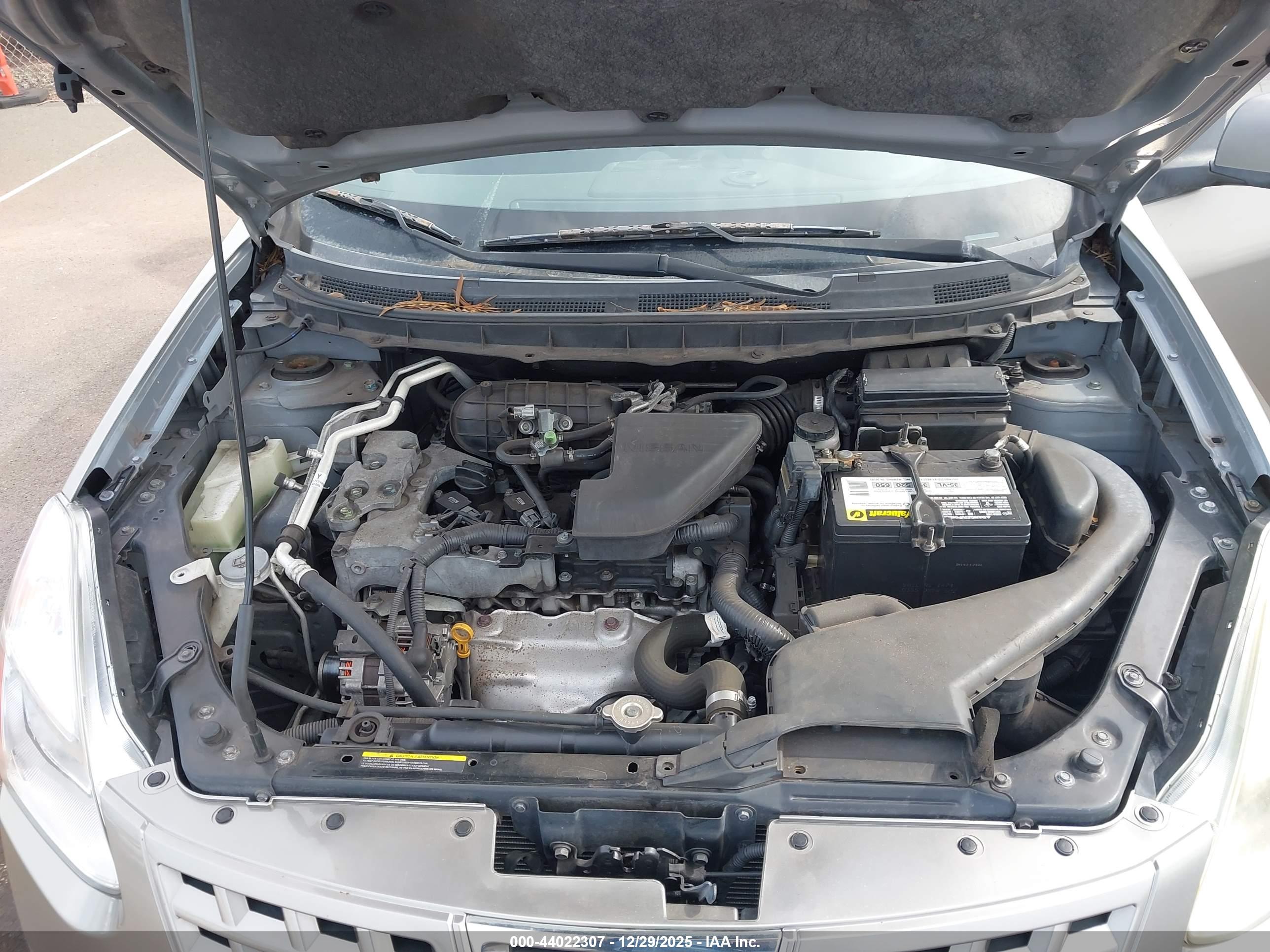 NISSAN ROGUE image 10