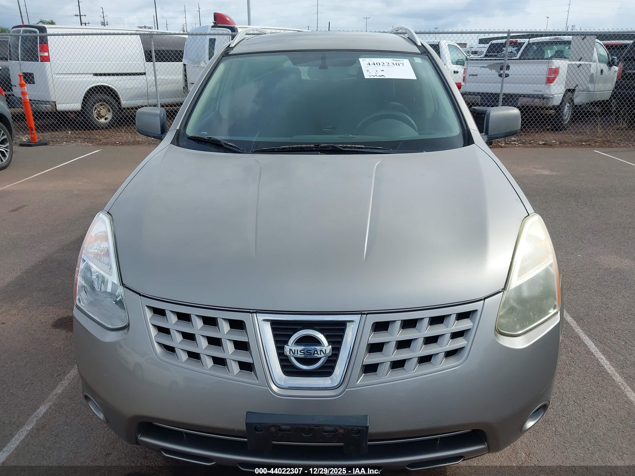 NISSAN ROGUE image 6