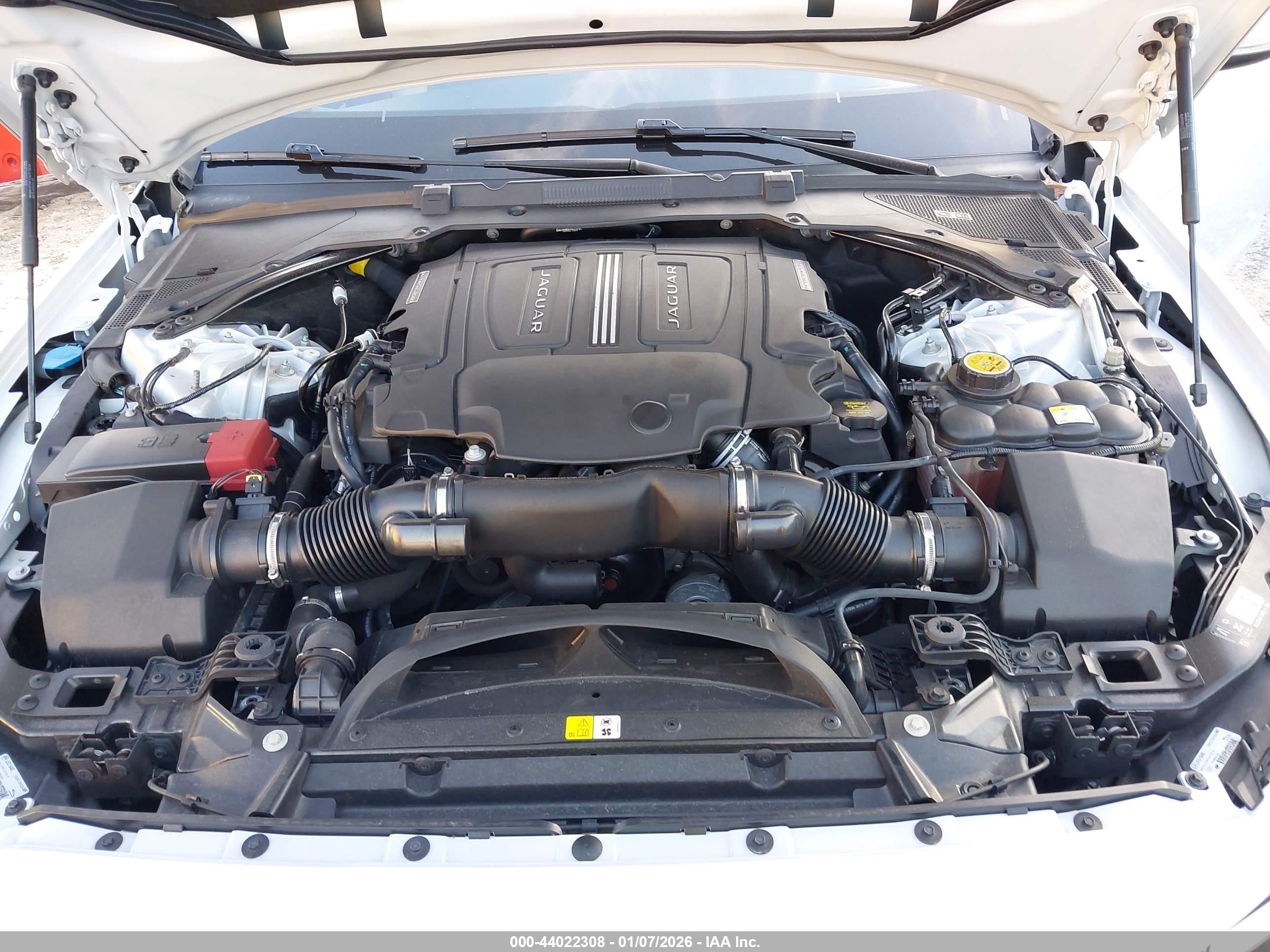 JAGUAR XF image 10