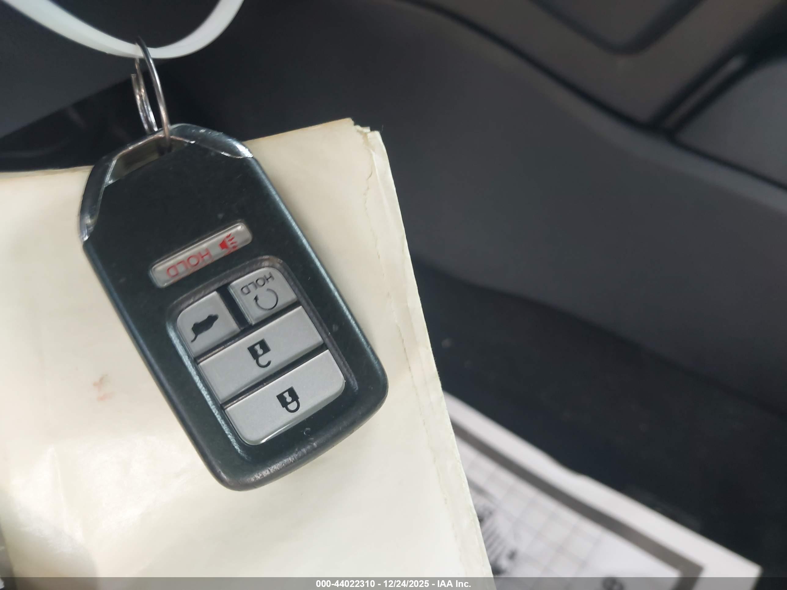 HONDA CR-V image 11