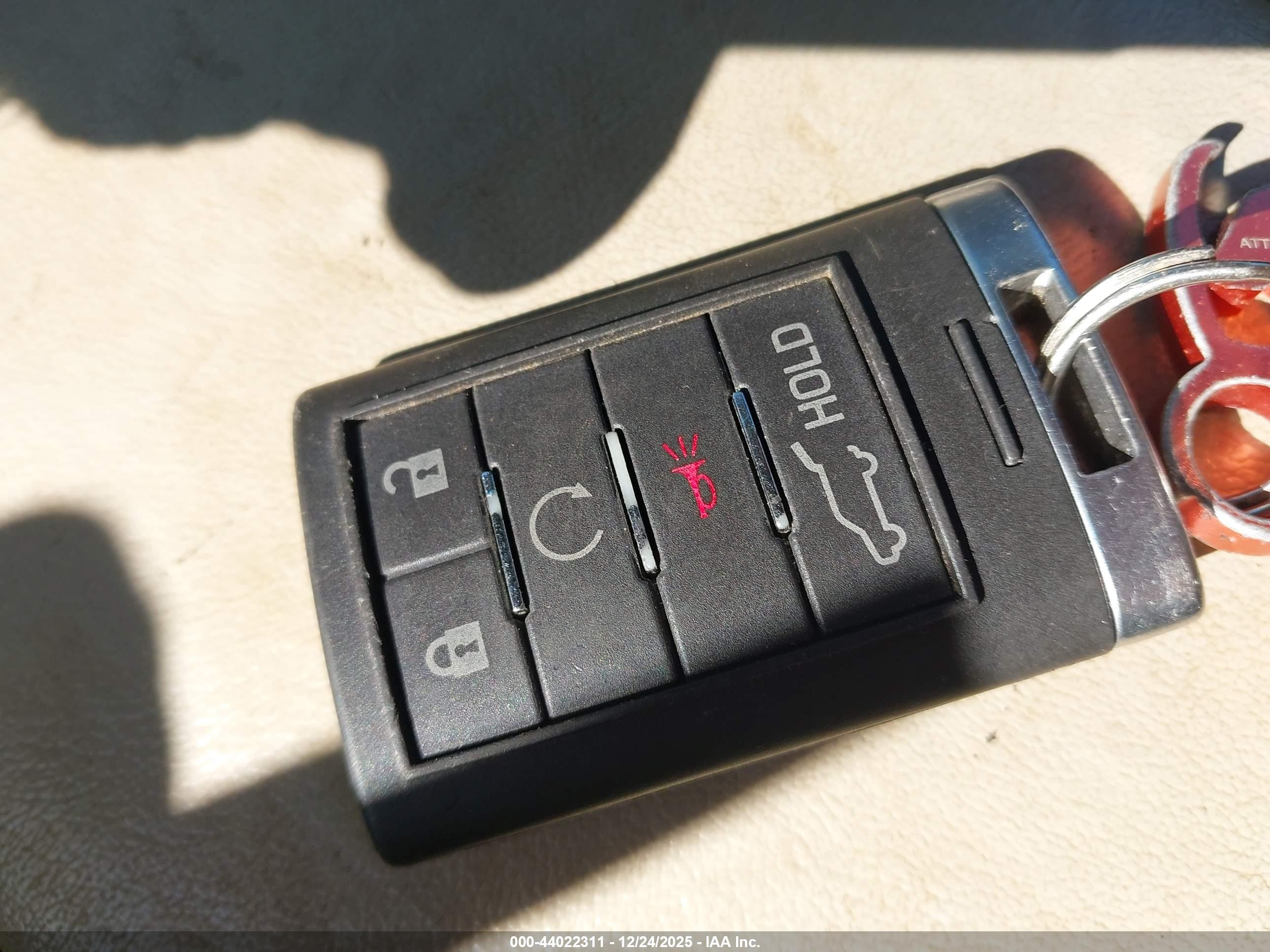 CADILLAC SRX image 11