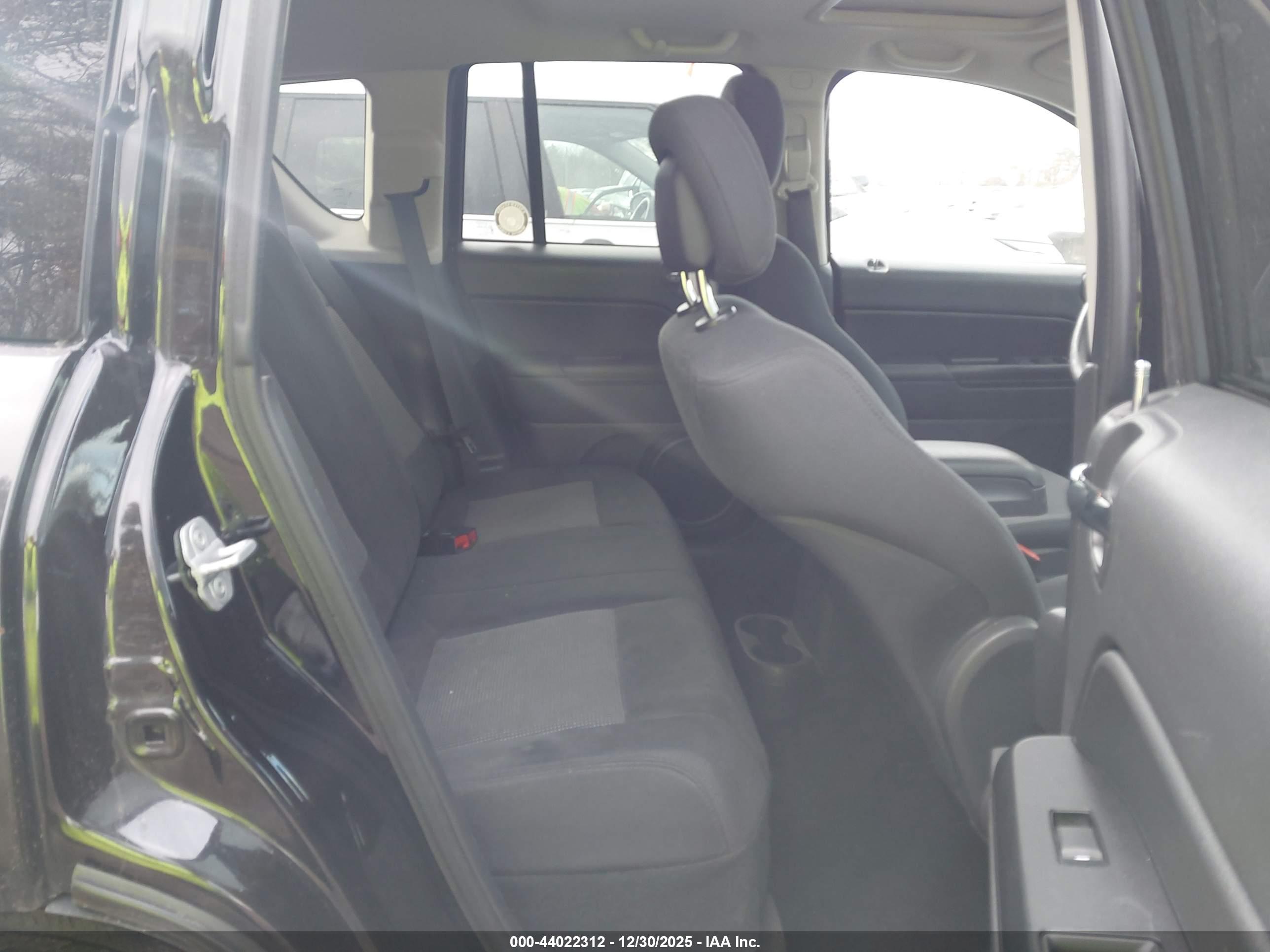 JEEP COMPASS image 8