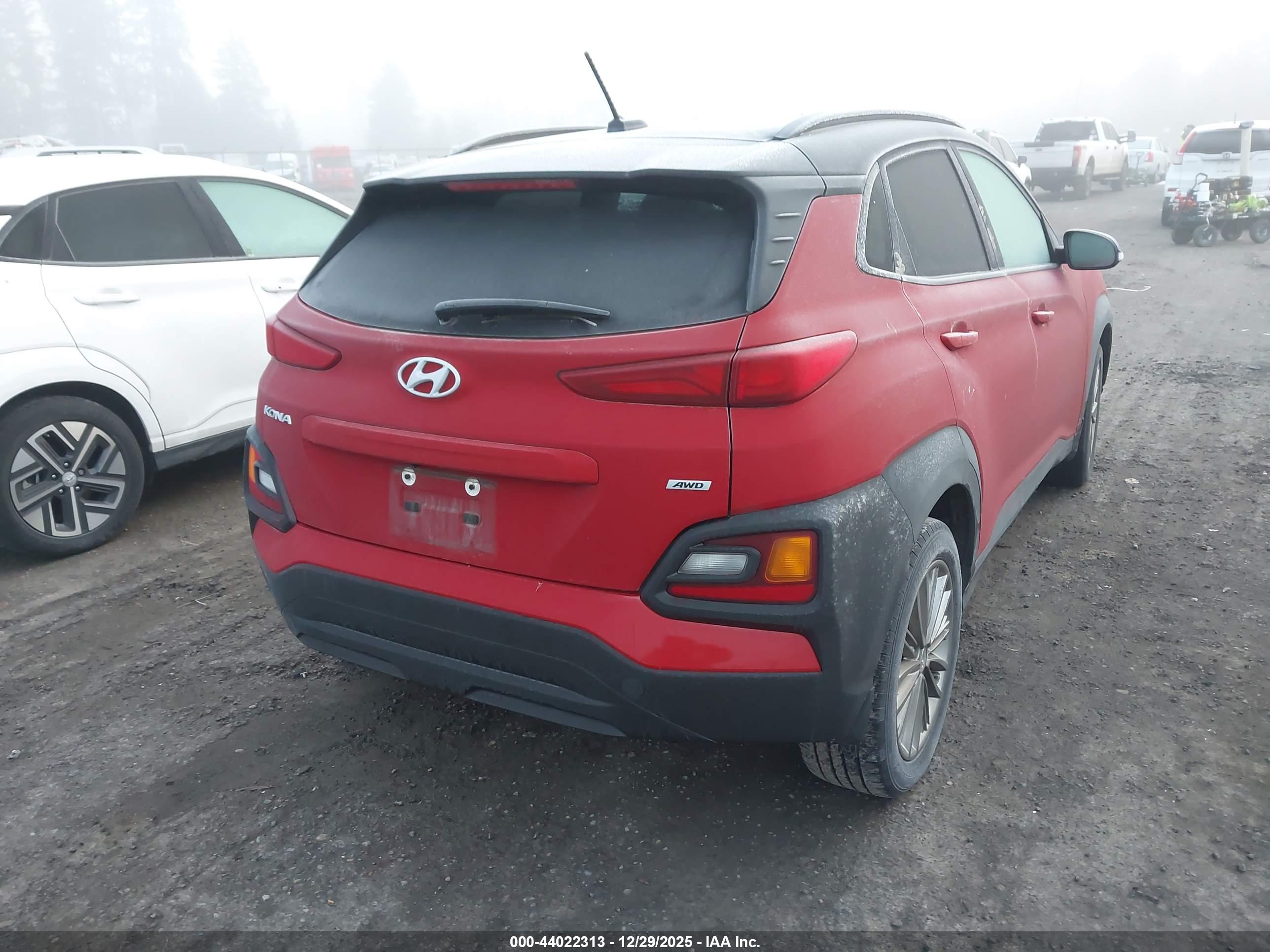 HYUNDAI KONA image 4