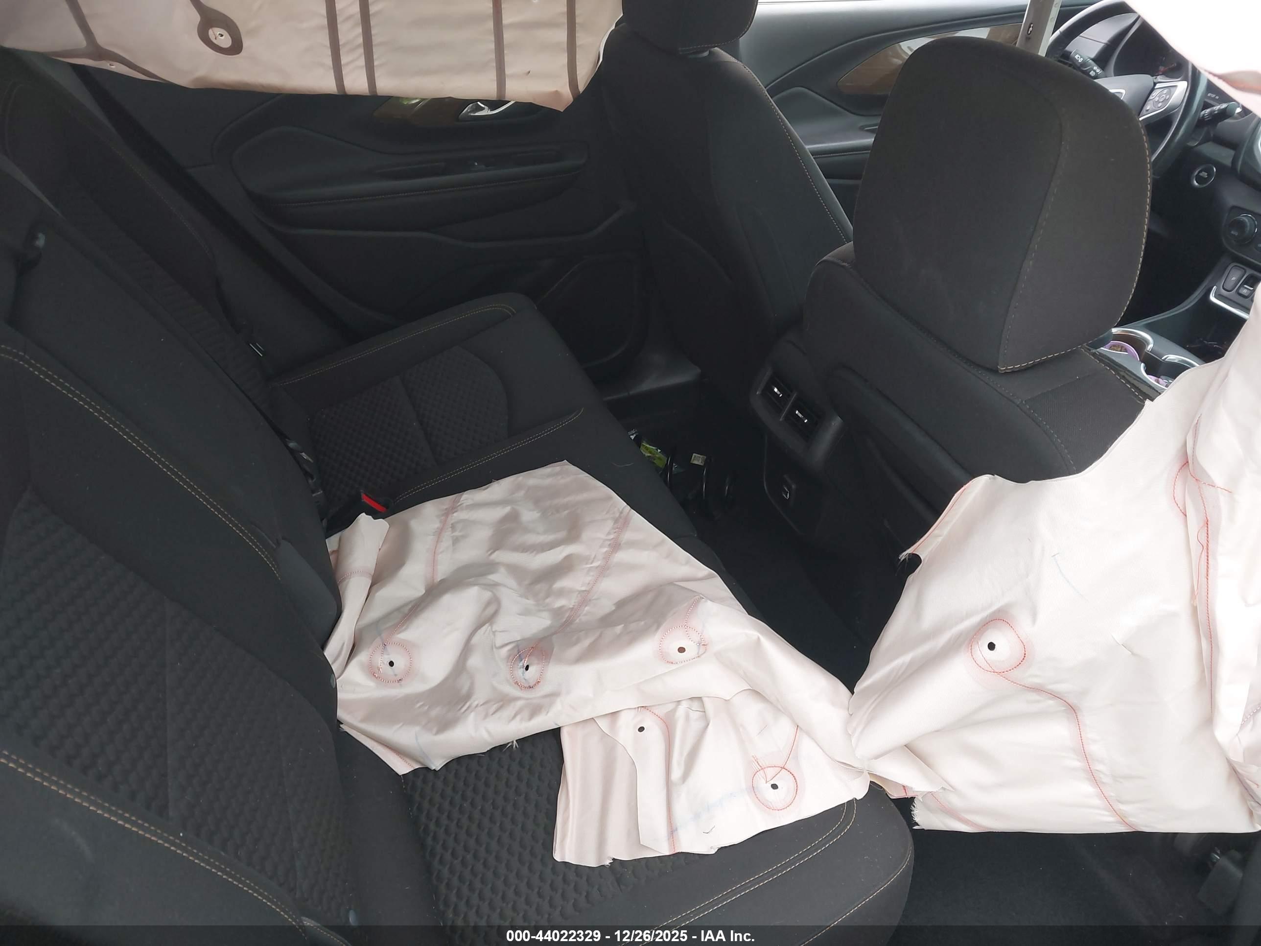 GMC TERRAIN image 8