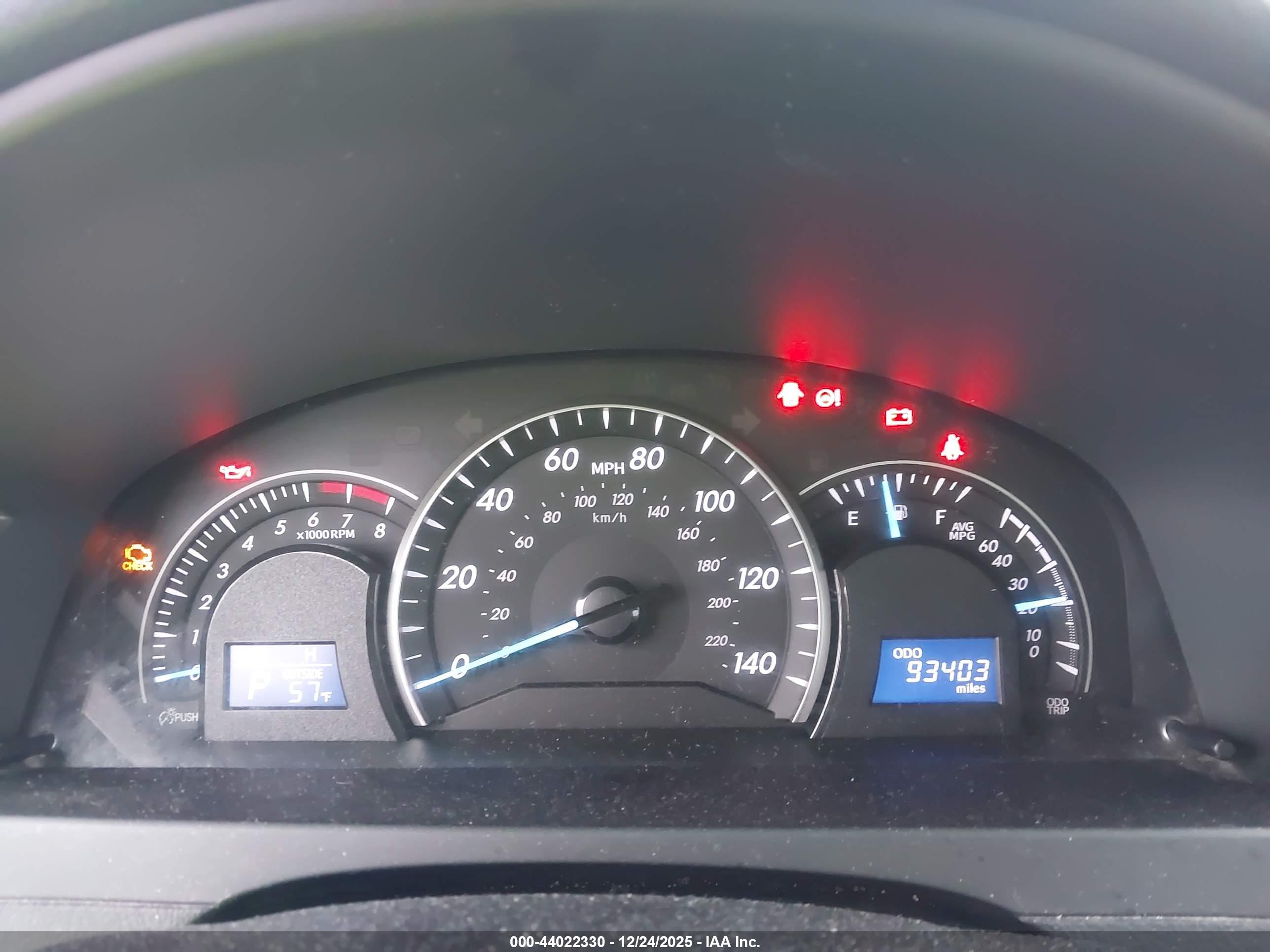 TOYOTA CAMRY image 7