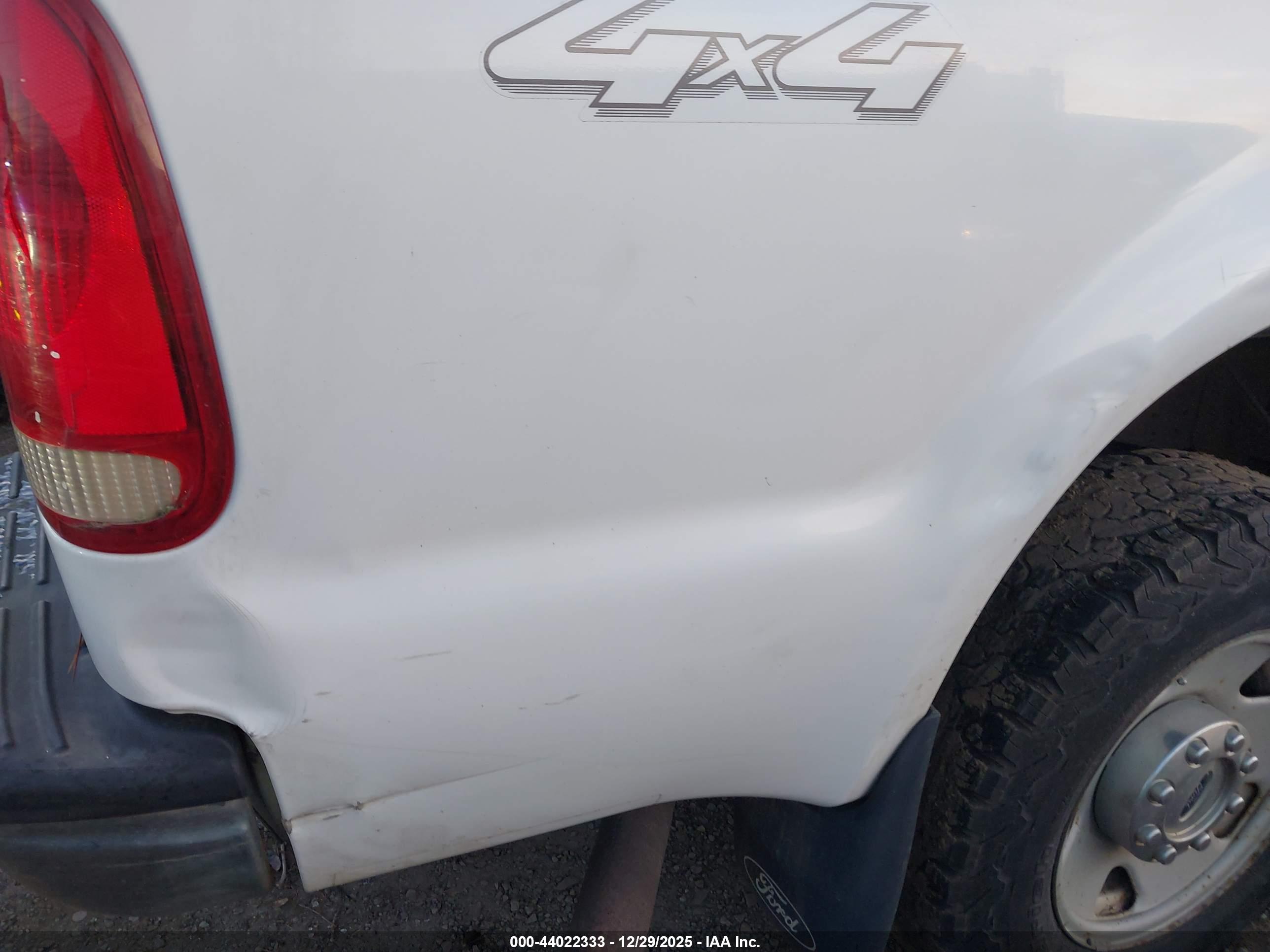 FORD F-250 image 6