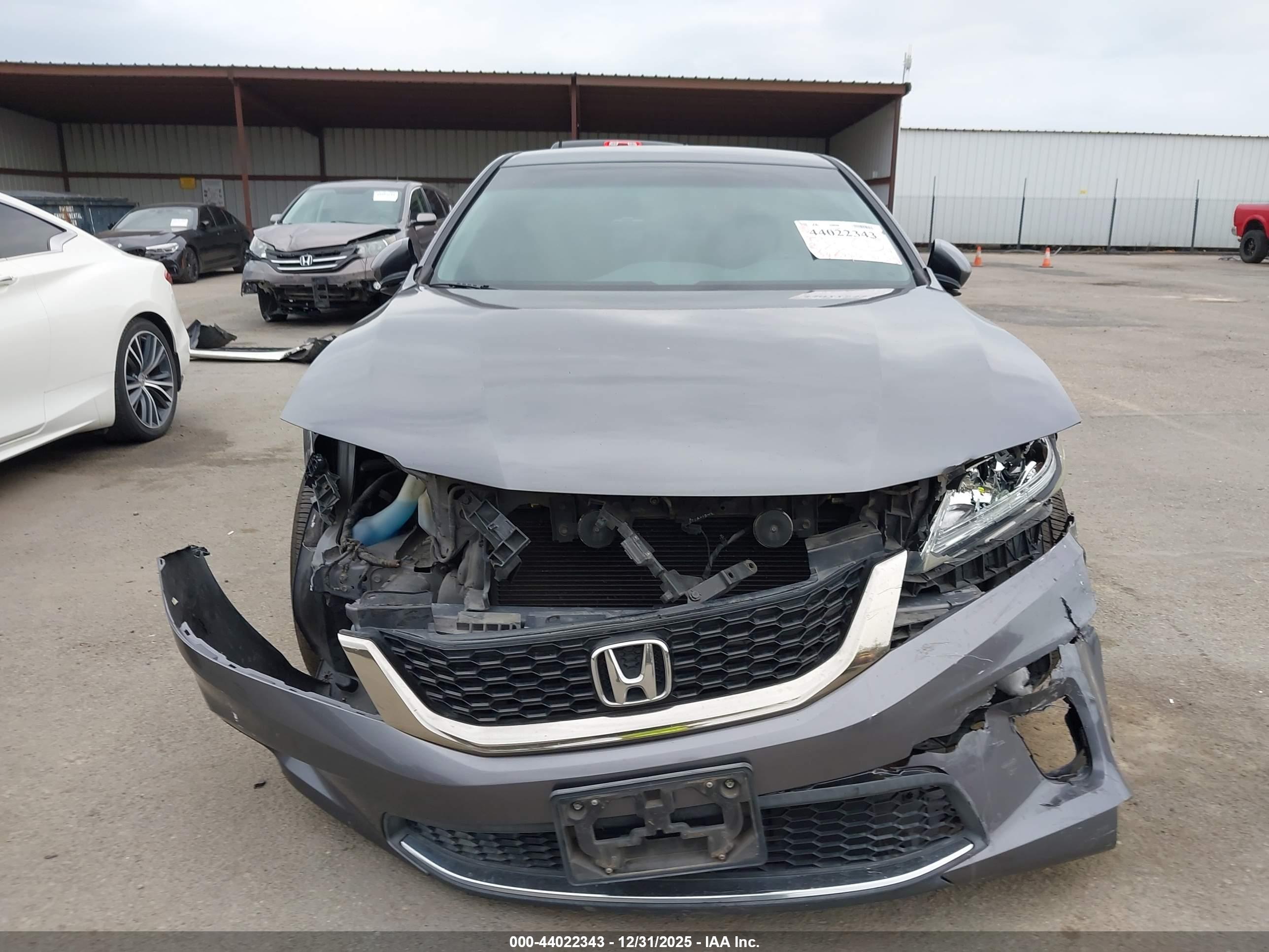 HONDA ACCORD image 6