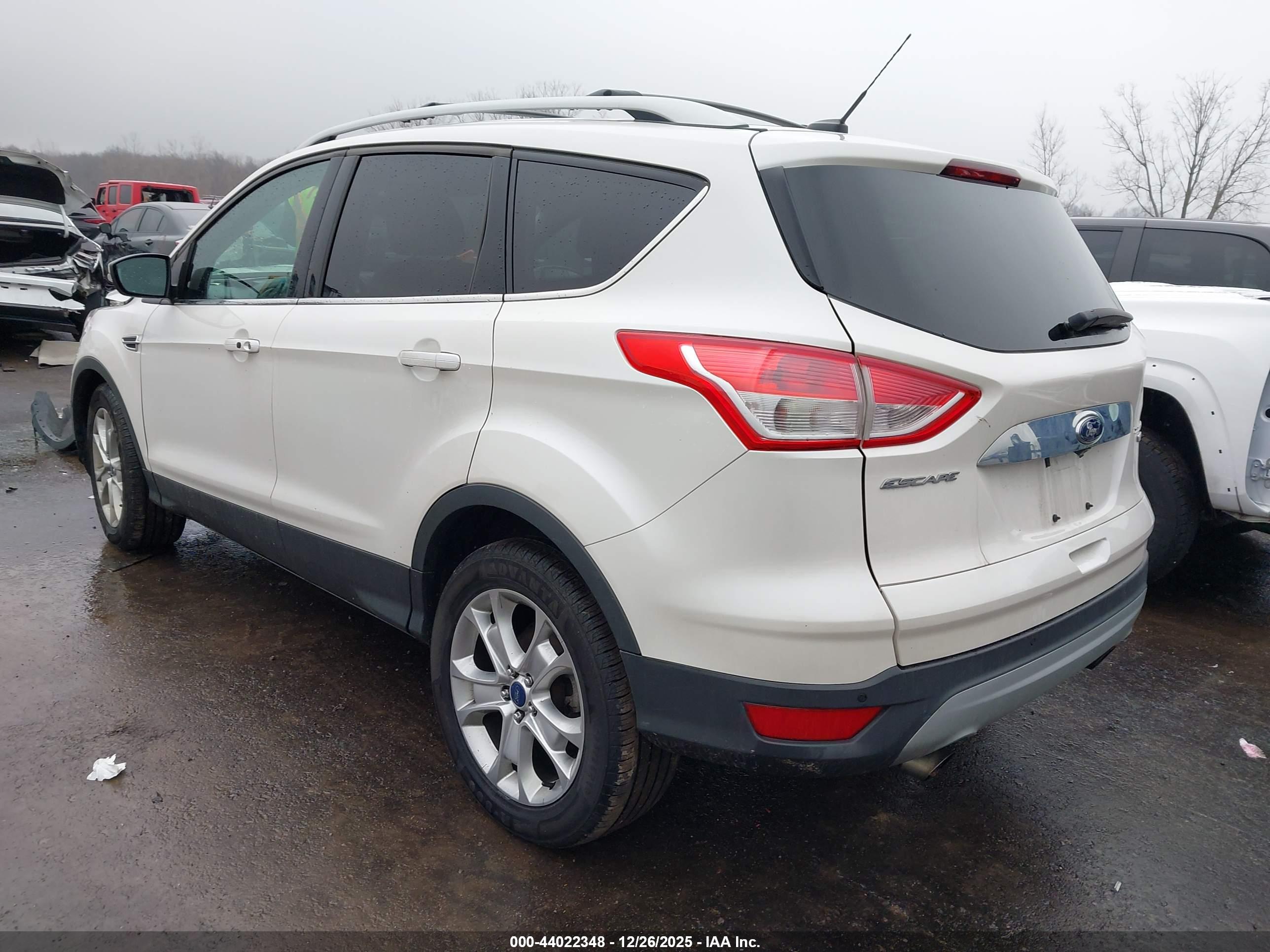 FORD ESCAPE image 3