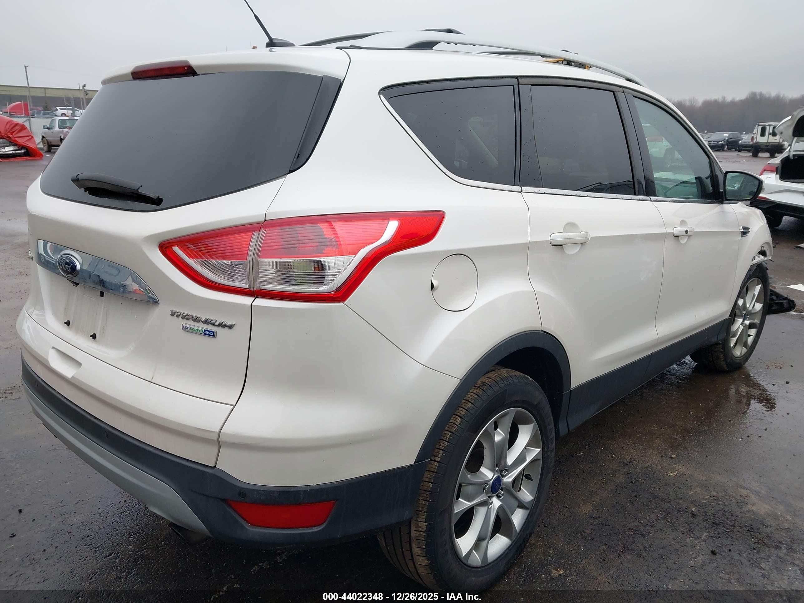 FORD ESCAPE image 4